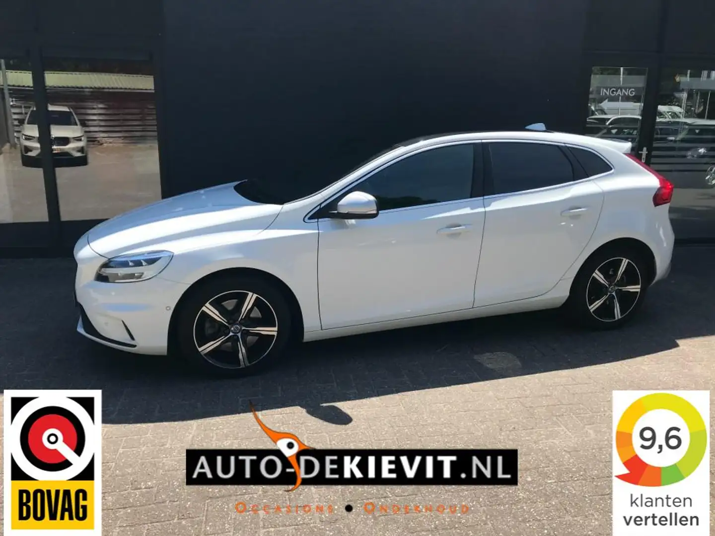 Volvo V40 1.5 T3 POLAR+ SPORT **Trekhaak/Pano dak** Wit - 1