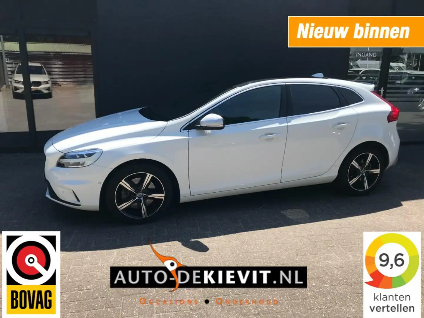 Volvo V40 1.5 T3 POLAR+ SPORT **Trekhaak/Pano dak** Blanc - 1