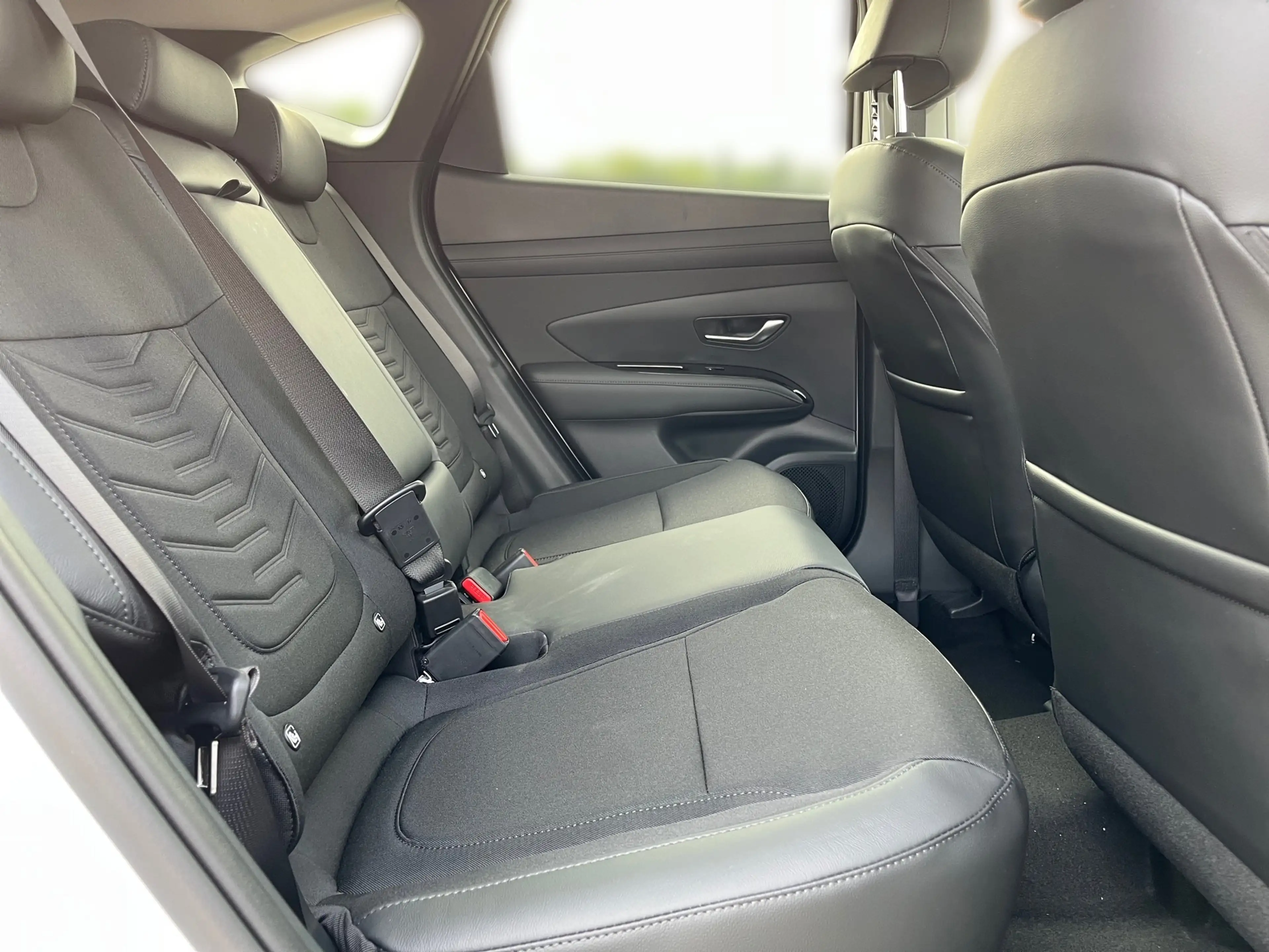 Hyundai TUCSON FL MY27 1.6 T-GDI 7-DCT 2WD Trend Krell — photo 11