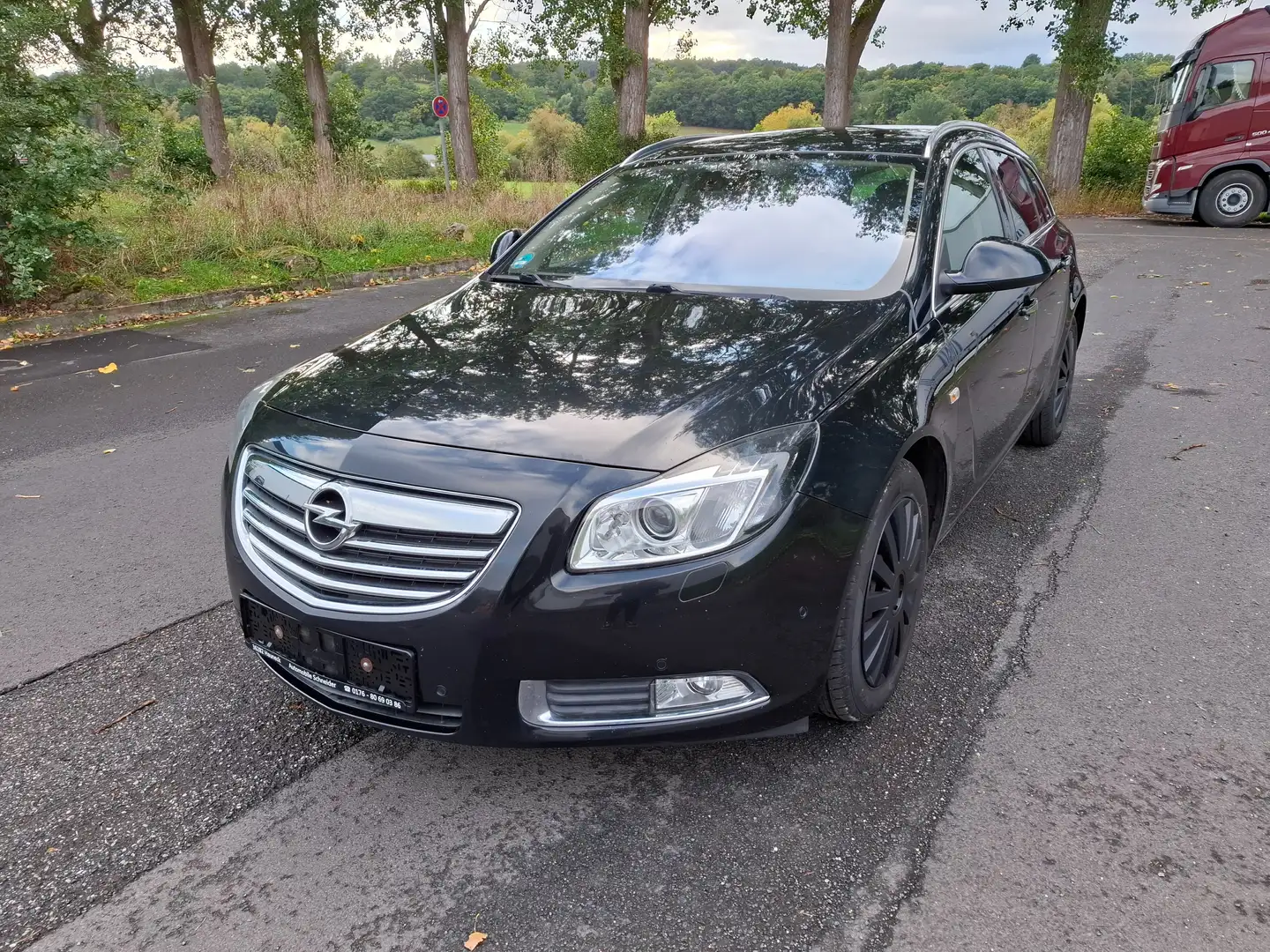 Opel Insignia Innovation 4x4 2.0 CDTI TÜV 09/2027 *Garantie* Noir - 1