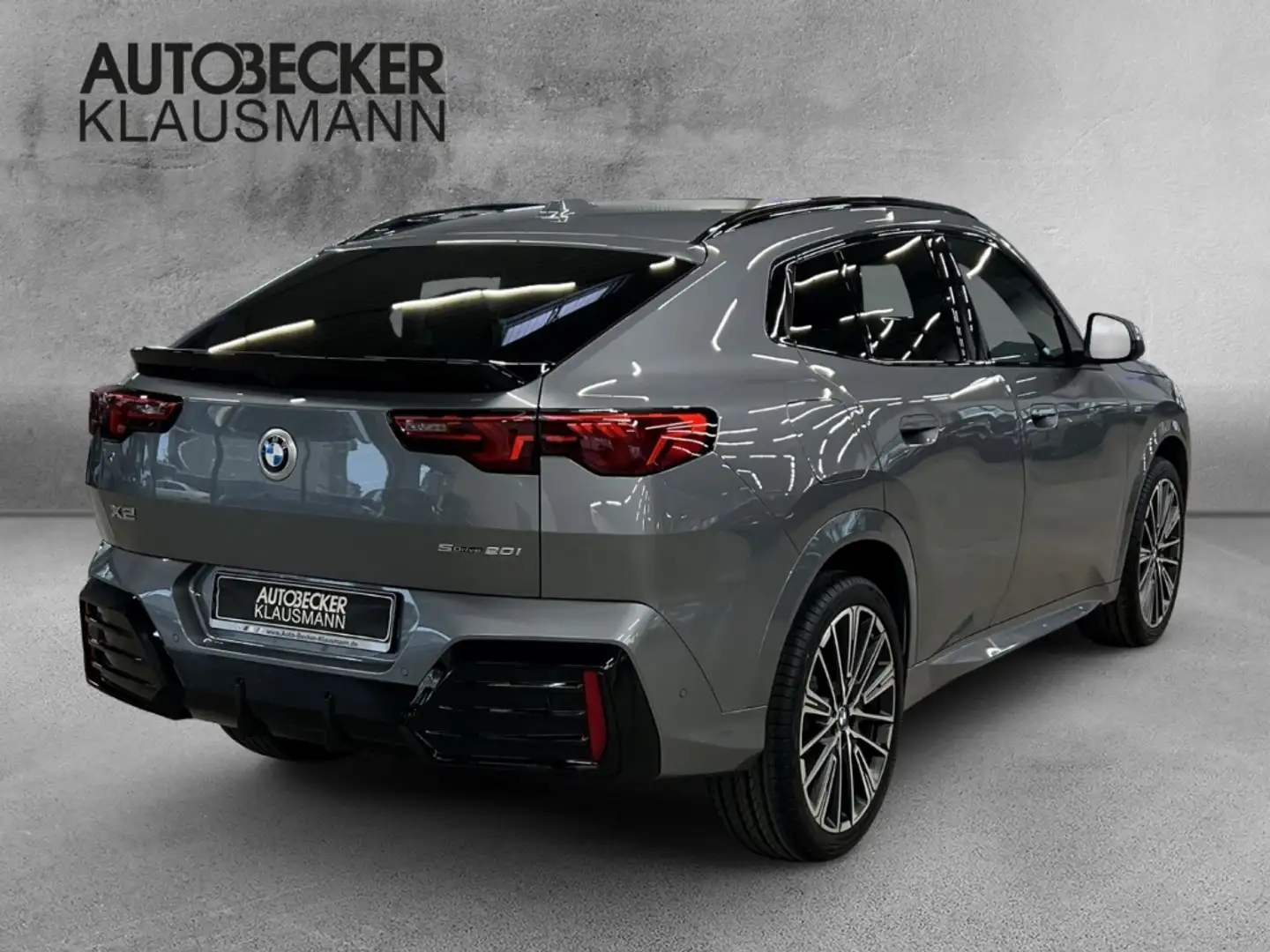 BMW X2 sDrive20i M Sport LMR 20'' Park-Assistent HUD AD N Grey - 2