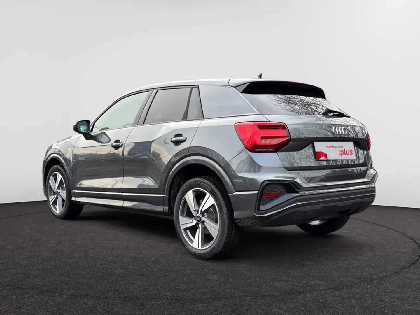 Audi Q2 Audi Q2  Business Edition S line 35 TFSI  110(150) Grau - 2