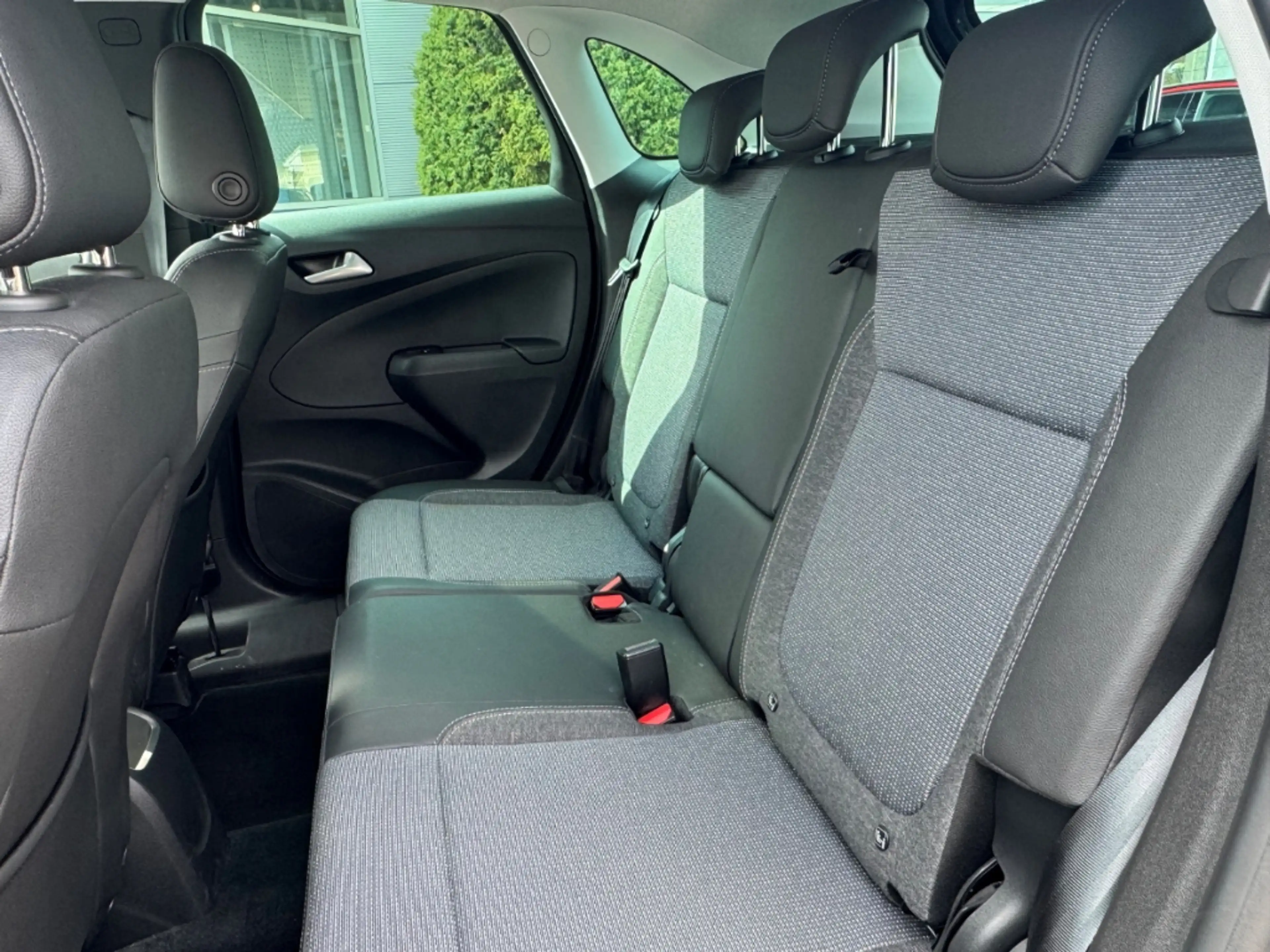Opel Crossland Elegance 1.2 Turbo SHZ+LHZ+Kamera+AHK — photo 15