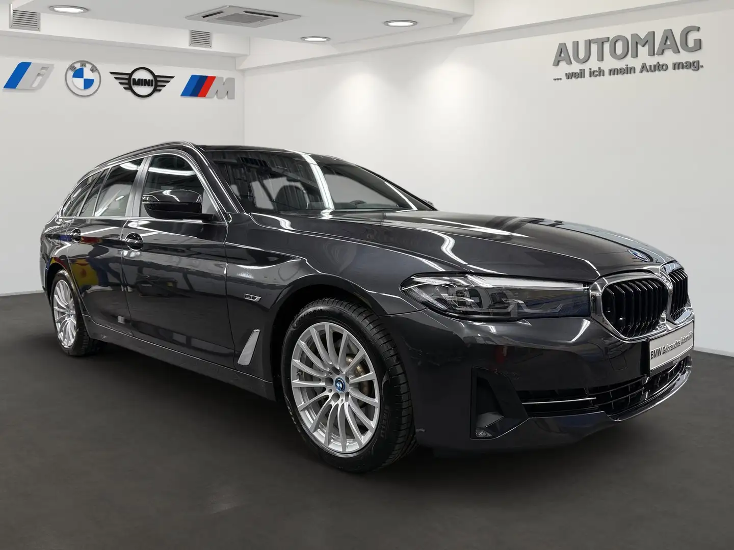 BMW 530 e Panorama*LiveCockpit Prof*Stop&Go*DAB*1.Hand*Unf Grau - 2