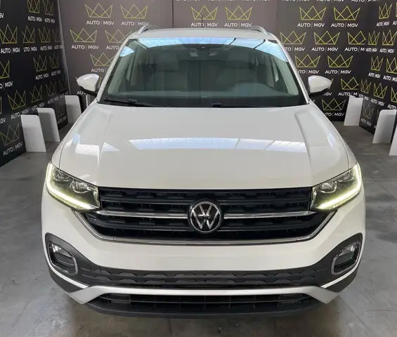 Volkswagen T-Cross view 2