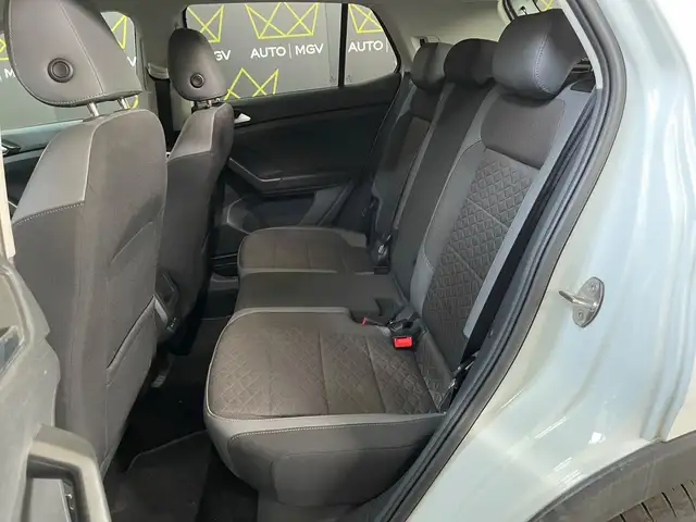 Volkswagen T-Cross view 14