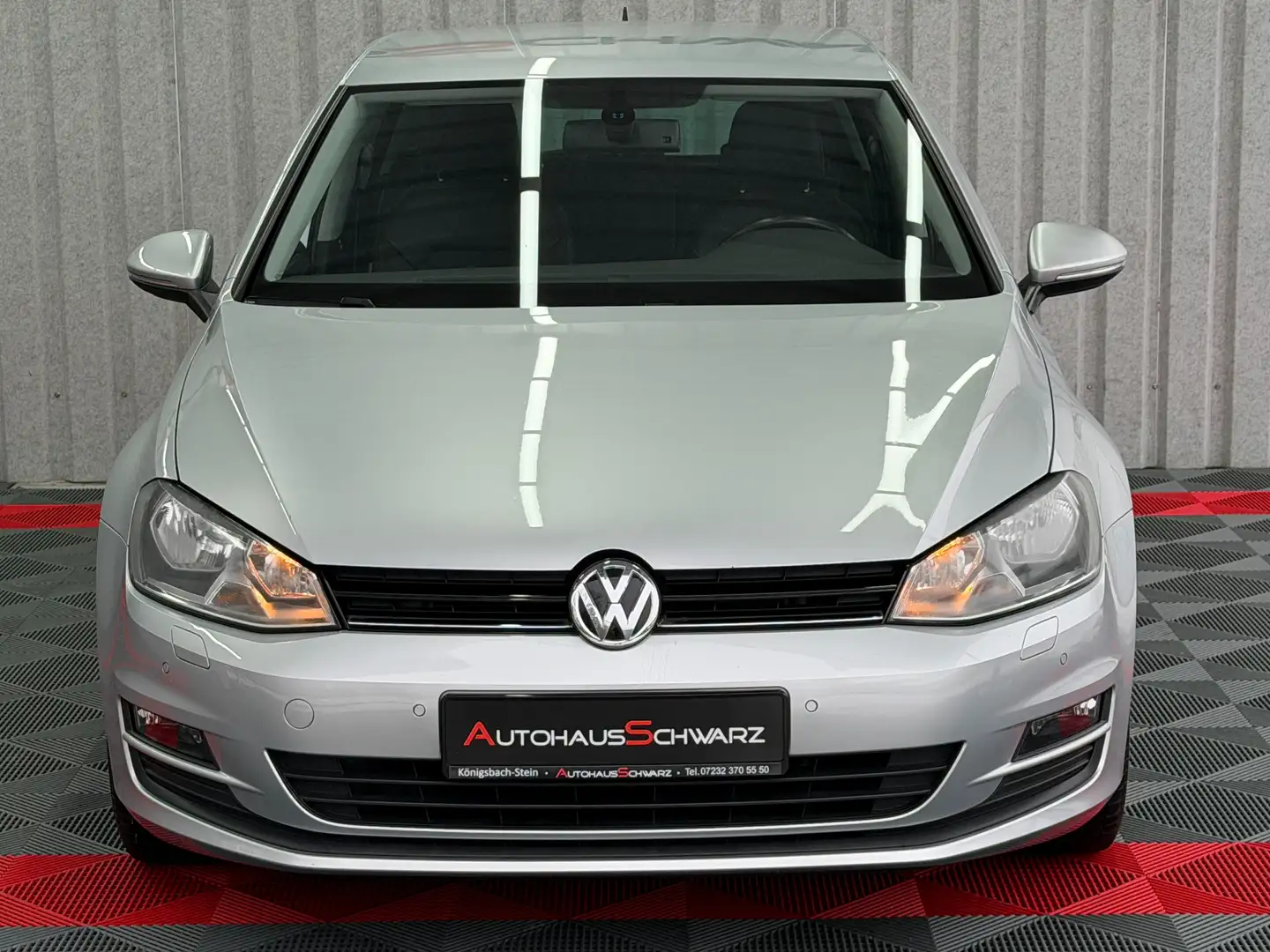 Volkswagen Golf Comfortline T-Leder Tempo Navi PDC SHZ Alu MFL Gris - 2