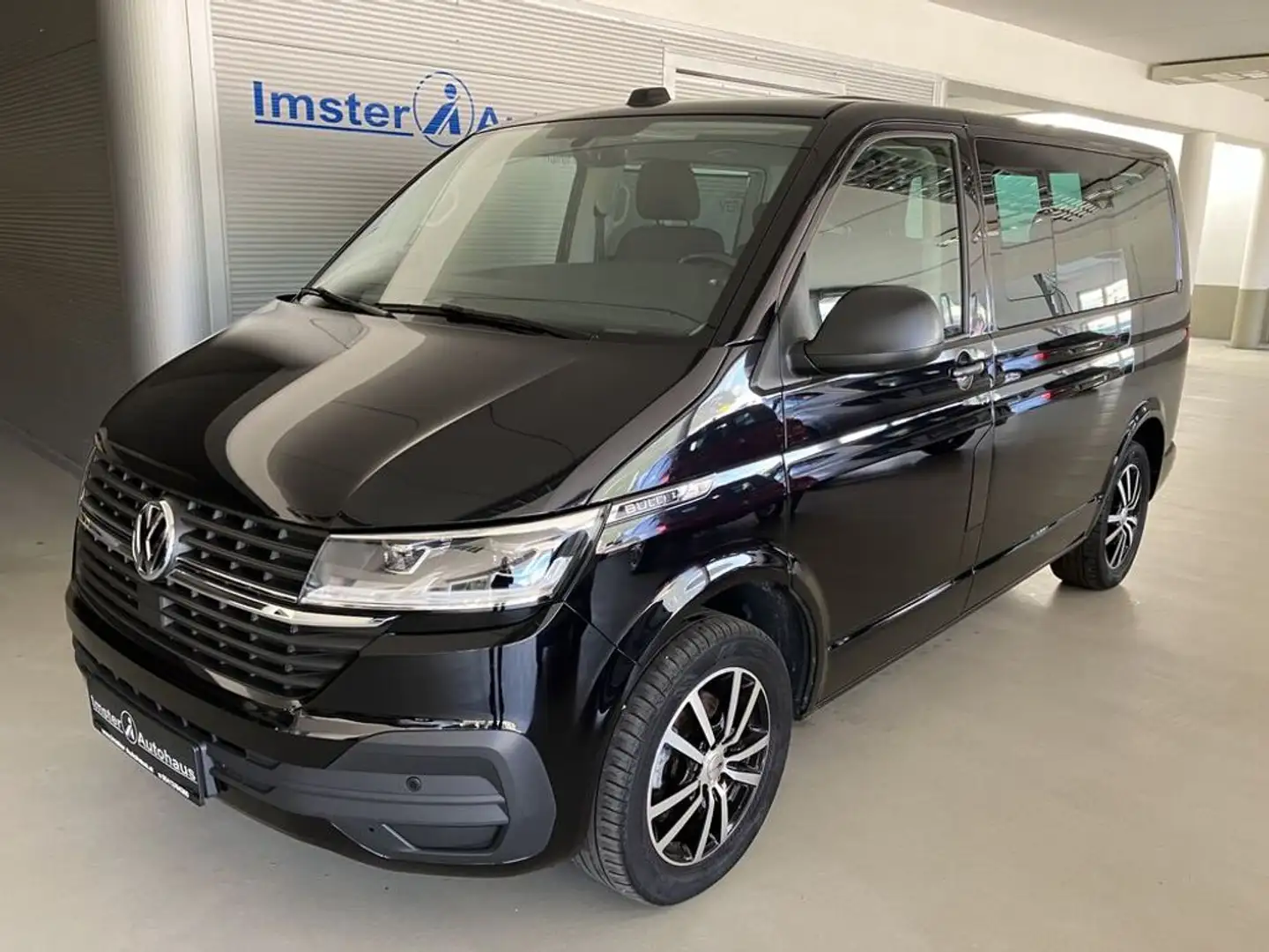 Volkswagen T6 Multivan 6.1 Trendline 2,0TDI DSG AHK, 4WR Noir - 2