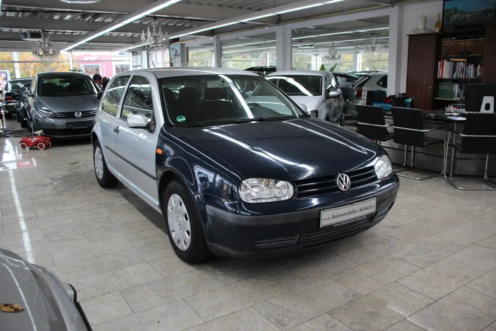 Volkswagen Golf 1.4 Grau - 2