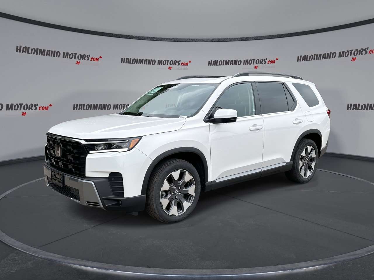 2026 Honda Pilot Touring AWD | One Owner | No Accidents | Vent. Front Seats