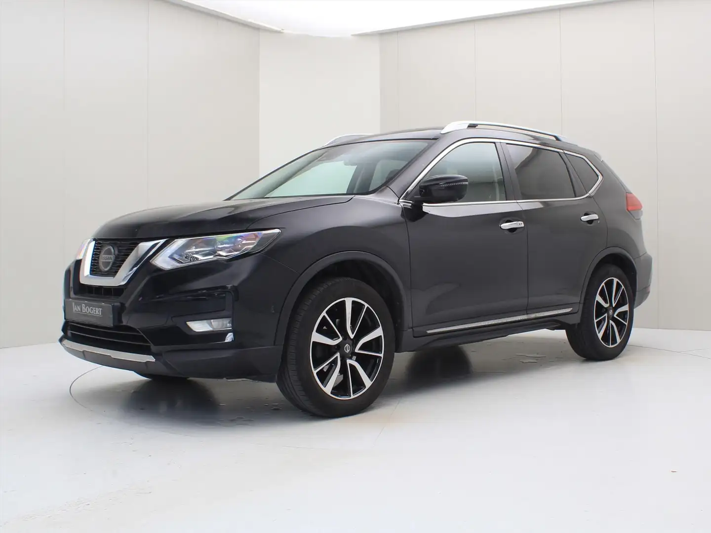 Nissan X-Trail 1.3 DIG-T 160PK DCT [ PANO+BOSE+CAMERA+STOELVERWAR Zwart - 1