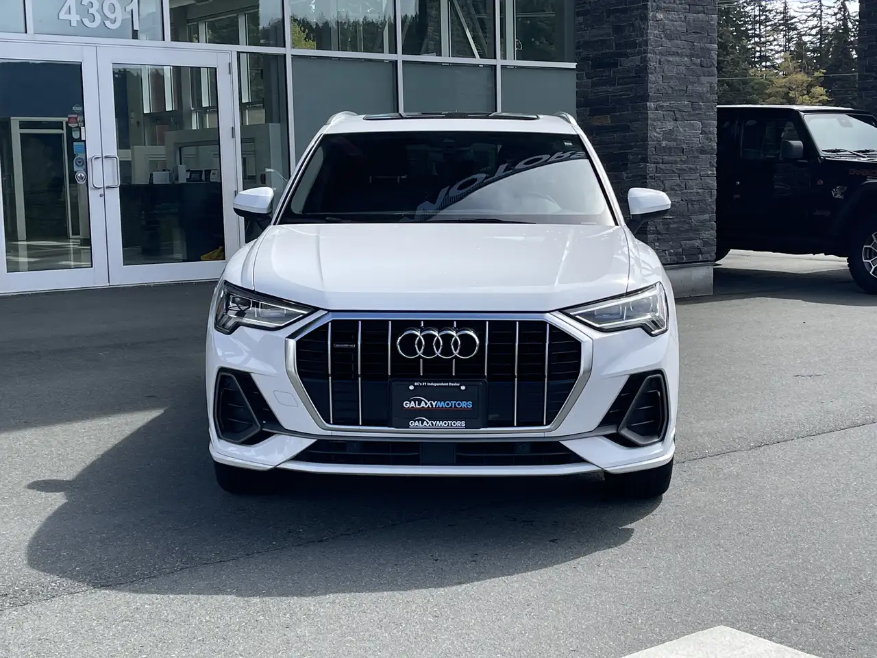 Audi Q3 снимка Audi Q3
