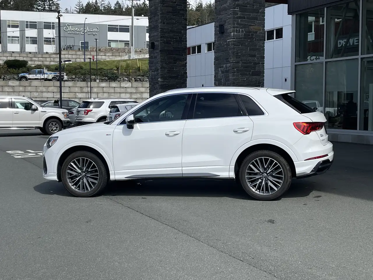 Audi Q3 снимка Audi Q3