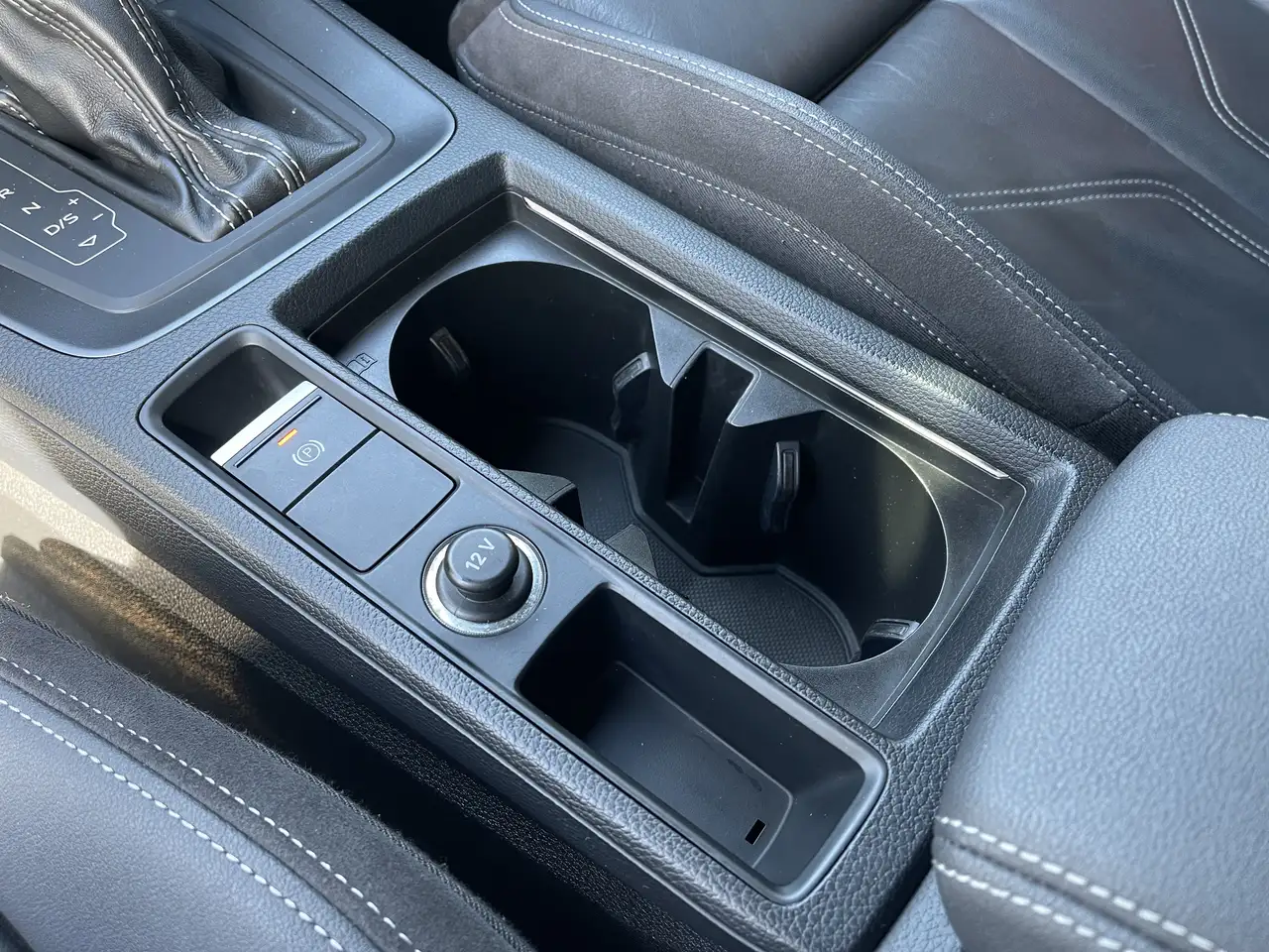 Audi Q3 снимка Audi Q3