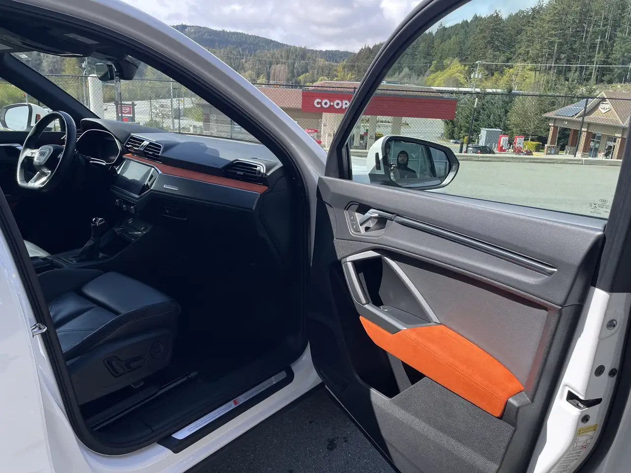 Audi Q3 снимка Audi Q3