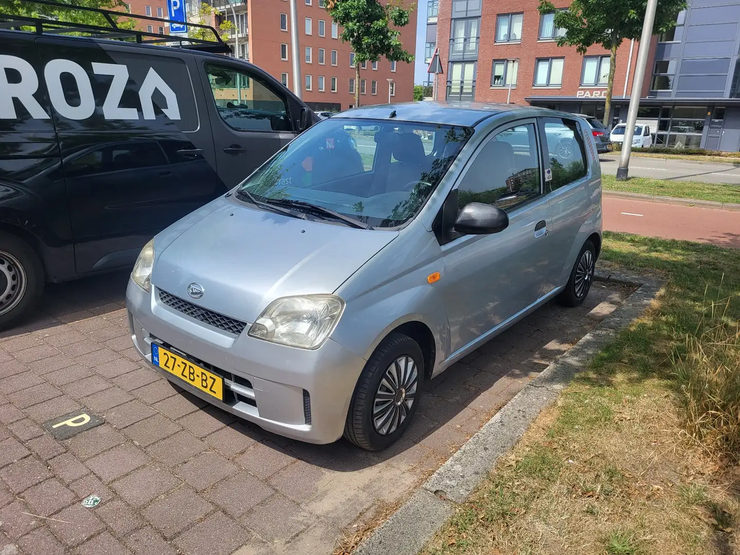 Daihatsu Cuore 1.0-12V 100th Anniv. stuurbekrachtiging nap Срібний - 1