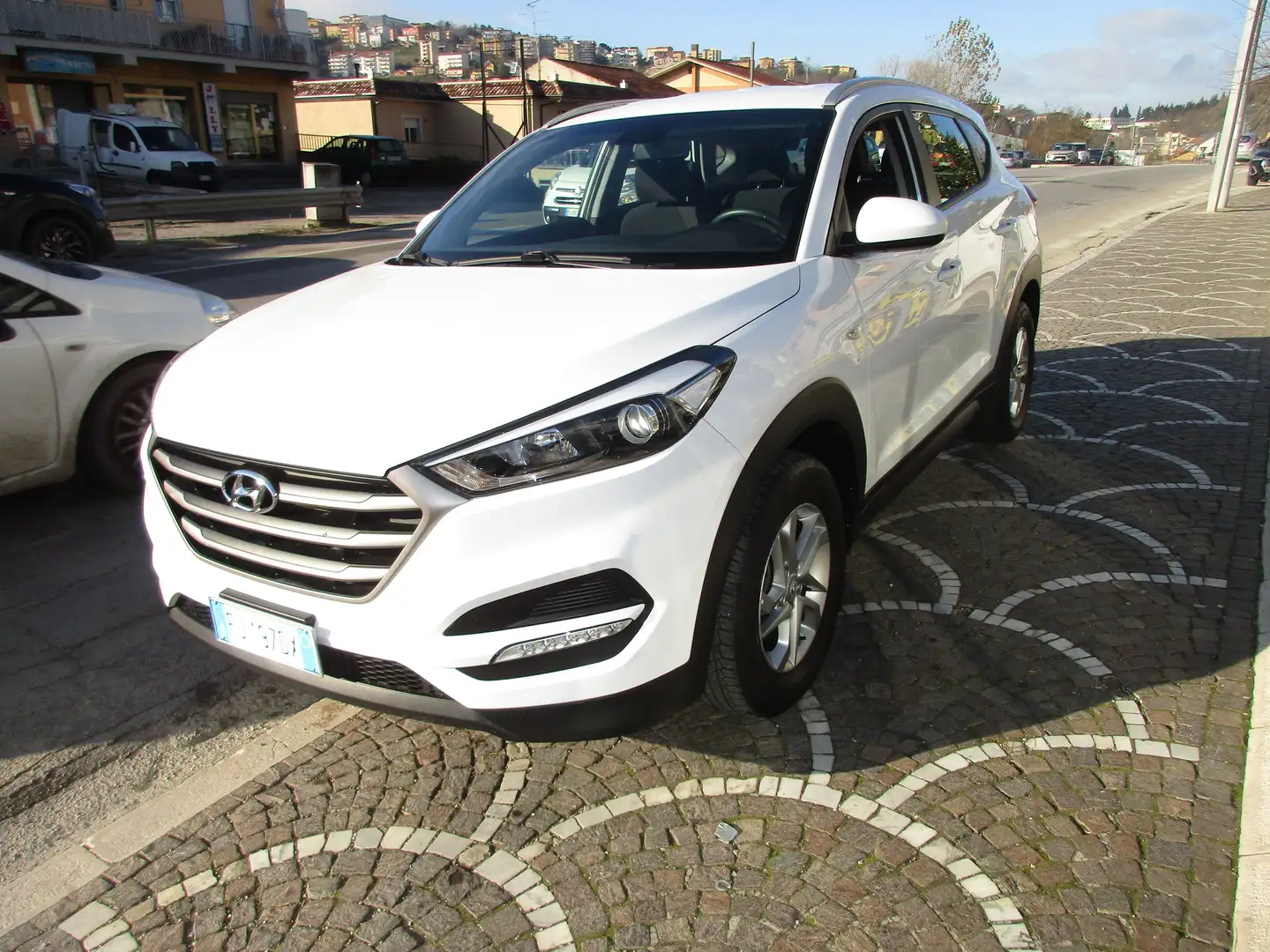 usato Hyundai TUCSON SUV/Fuoristrada/Pick-up a Ariano Irpino - Avellino -  Av per € 17.490,-