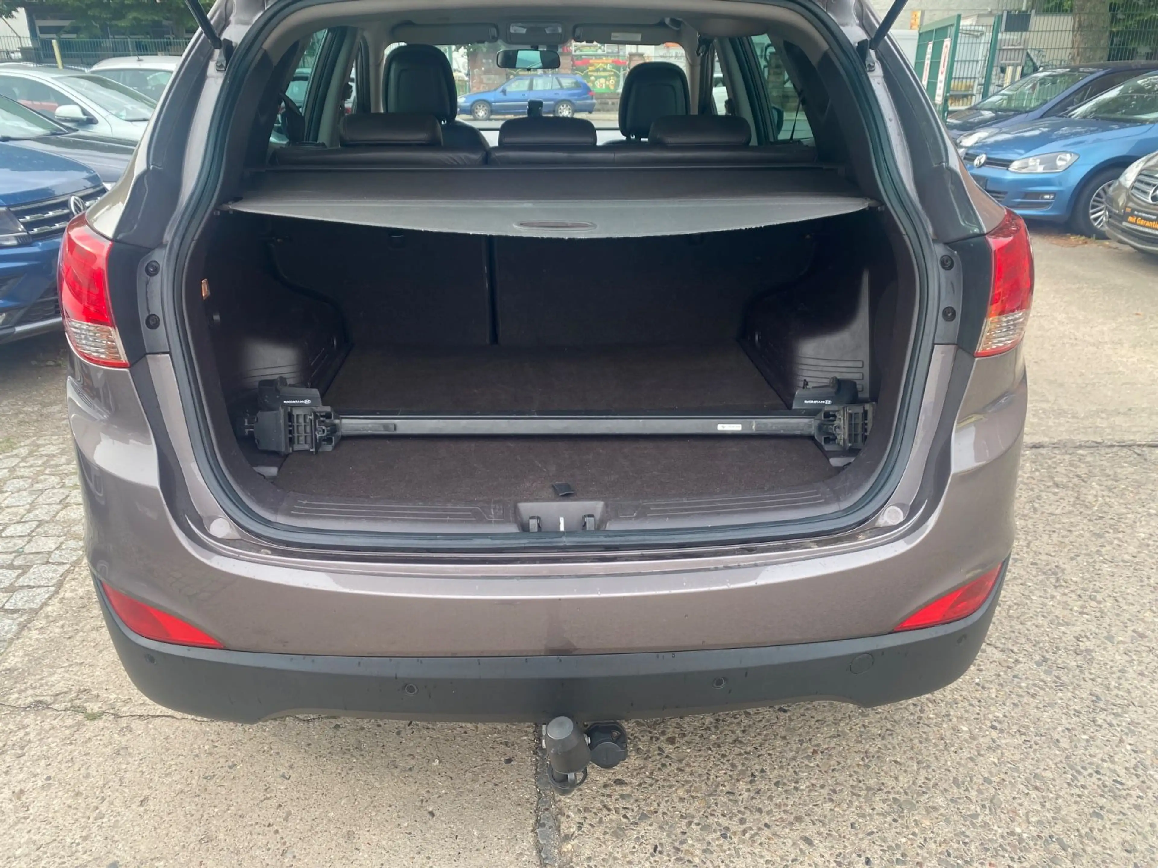Hyundai iX35 4x4 AWD Aut.+Leder+Allwetter+AHK+PDC — photo 9
