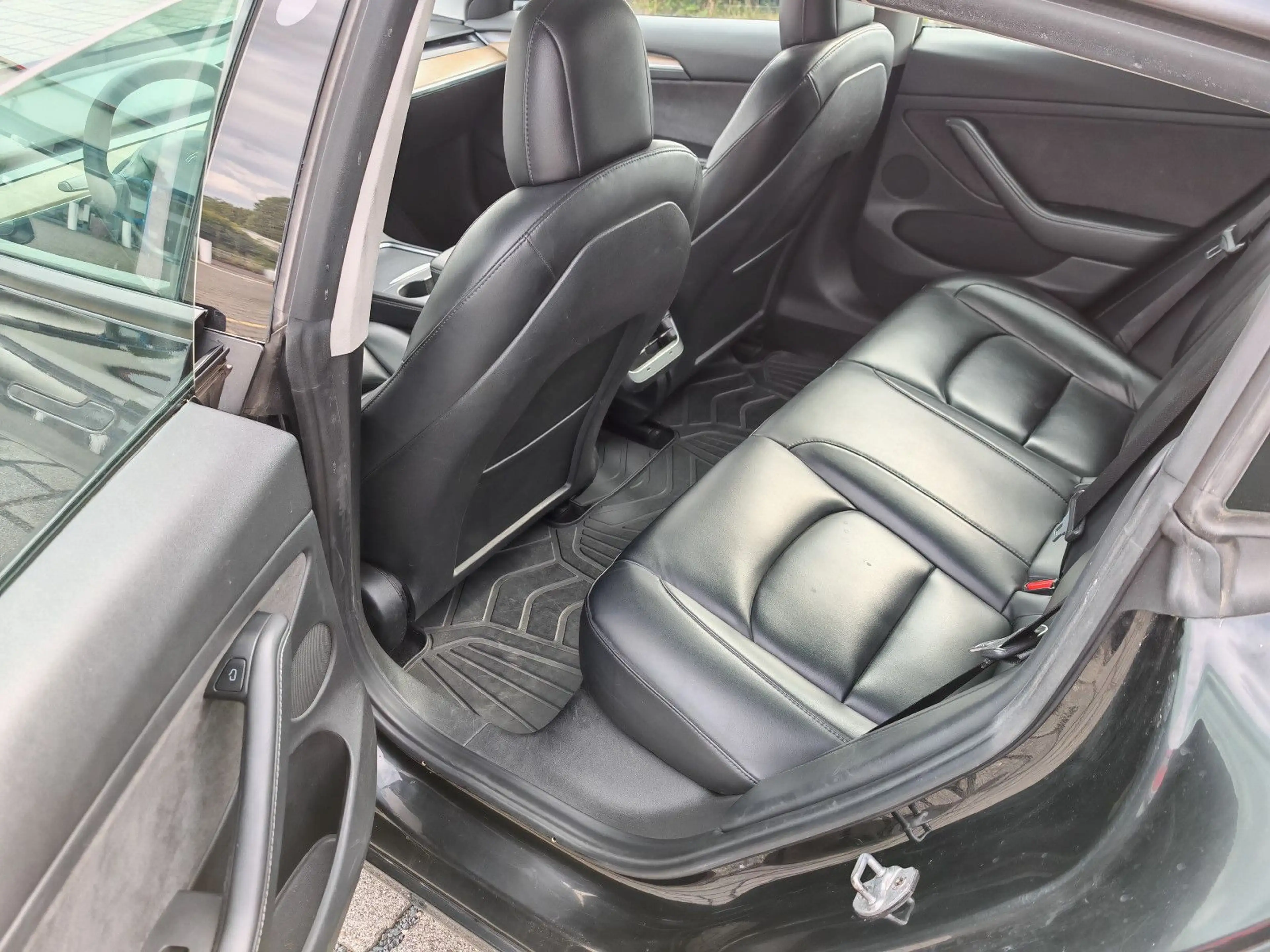 Tesla Model 3 Standard Plus | SoH 86,5% — photo 7