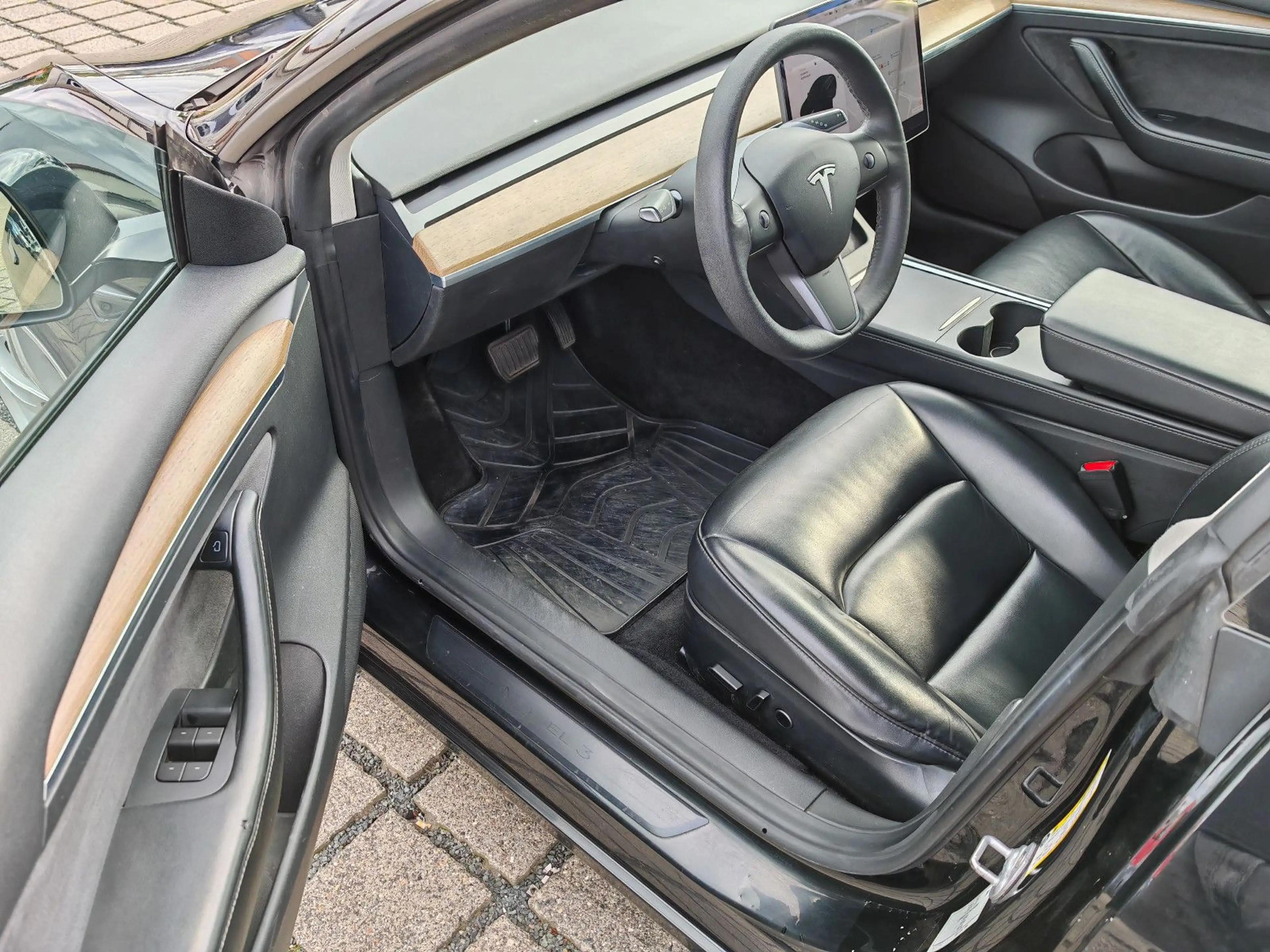 Tesla Model 3 Standard Plus | SoH 86,5% — photo 2