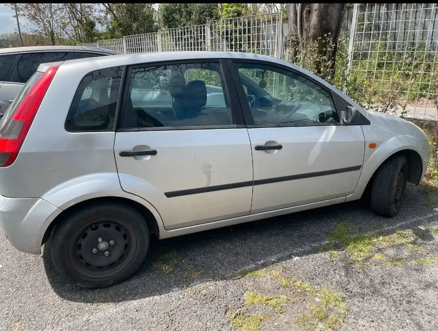 Ford Fiesta Fiesta V 2002 5p 1.4 16v Zetec Argento - 2