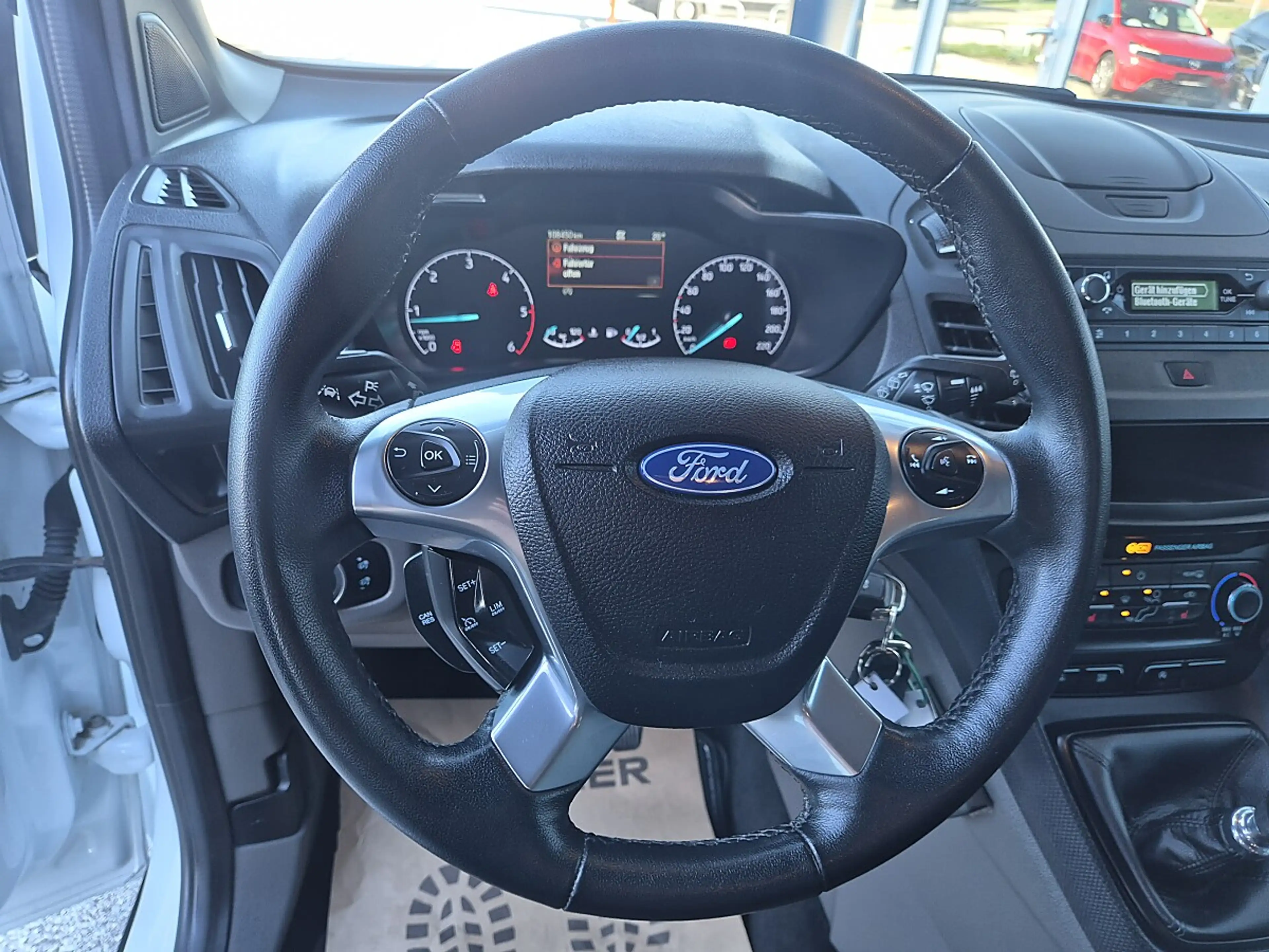Ford Grand Tourneo Connect Trend 1,5 EcoBlue L2 — photo 7