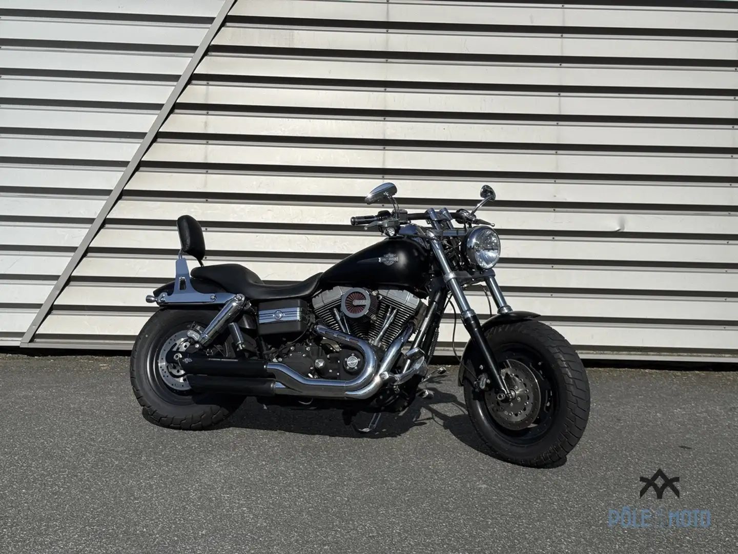 Harley-Davidson Dyna Fat Bob Noir - 1