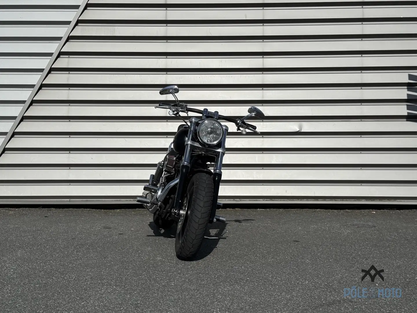 Harley-Davidson Dyna Fat Bob Noir - 2