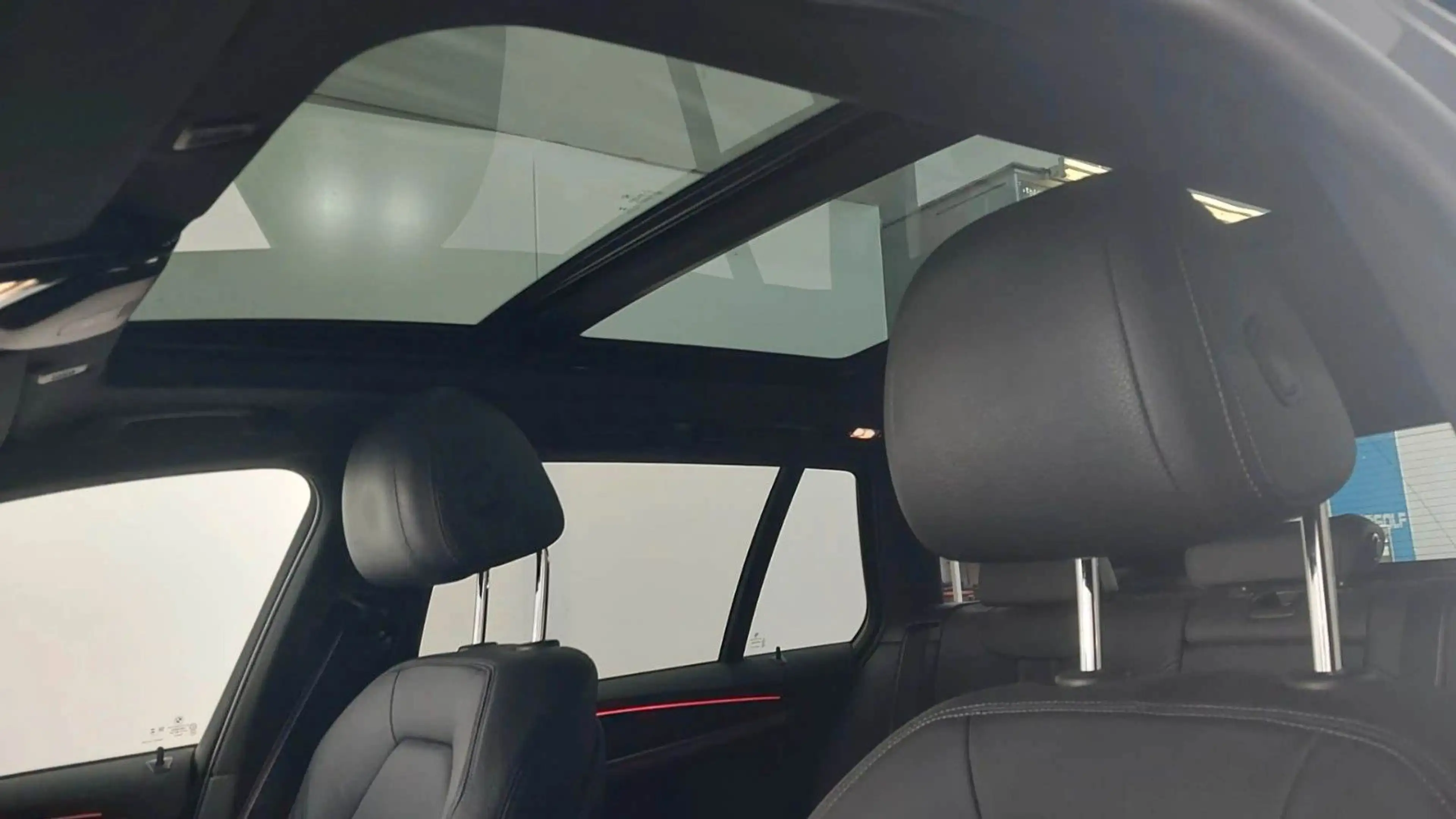 BMW 530 5 Touring 530 d xDrive M Sport — photo 8
