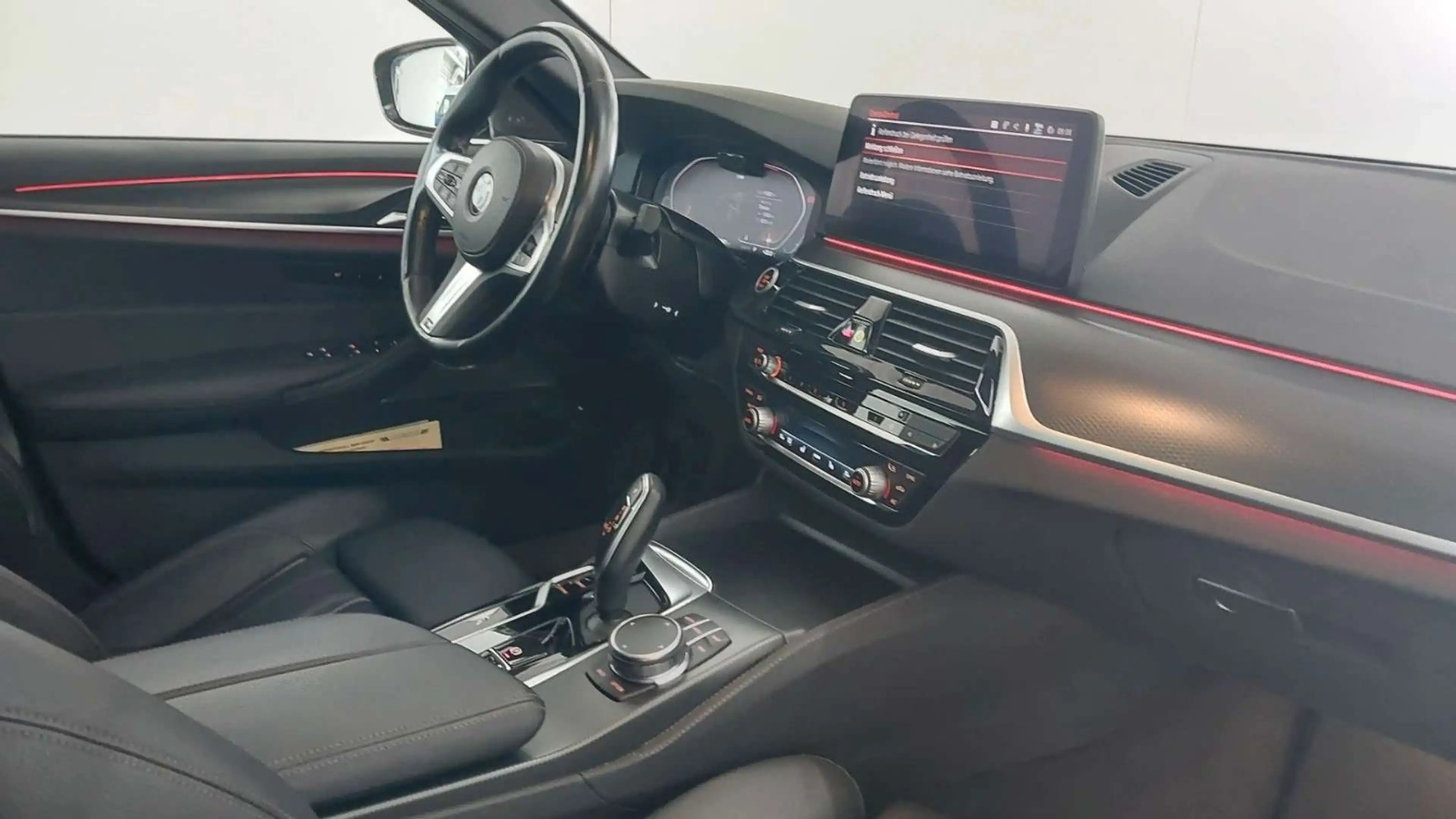 BMW 530 5 Touring 530 d xDrive M Sport — photo 6