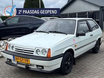 1.5i Saga 1997 Wit NL Auto Trekhaak