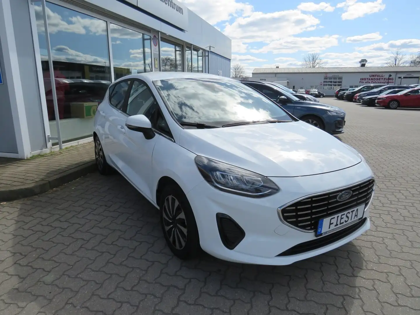 Ford Fiesta Titanium Blanc - 2