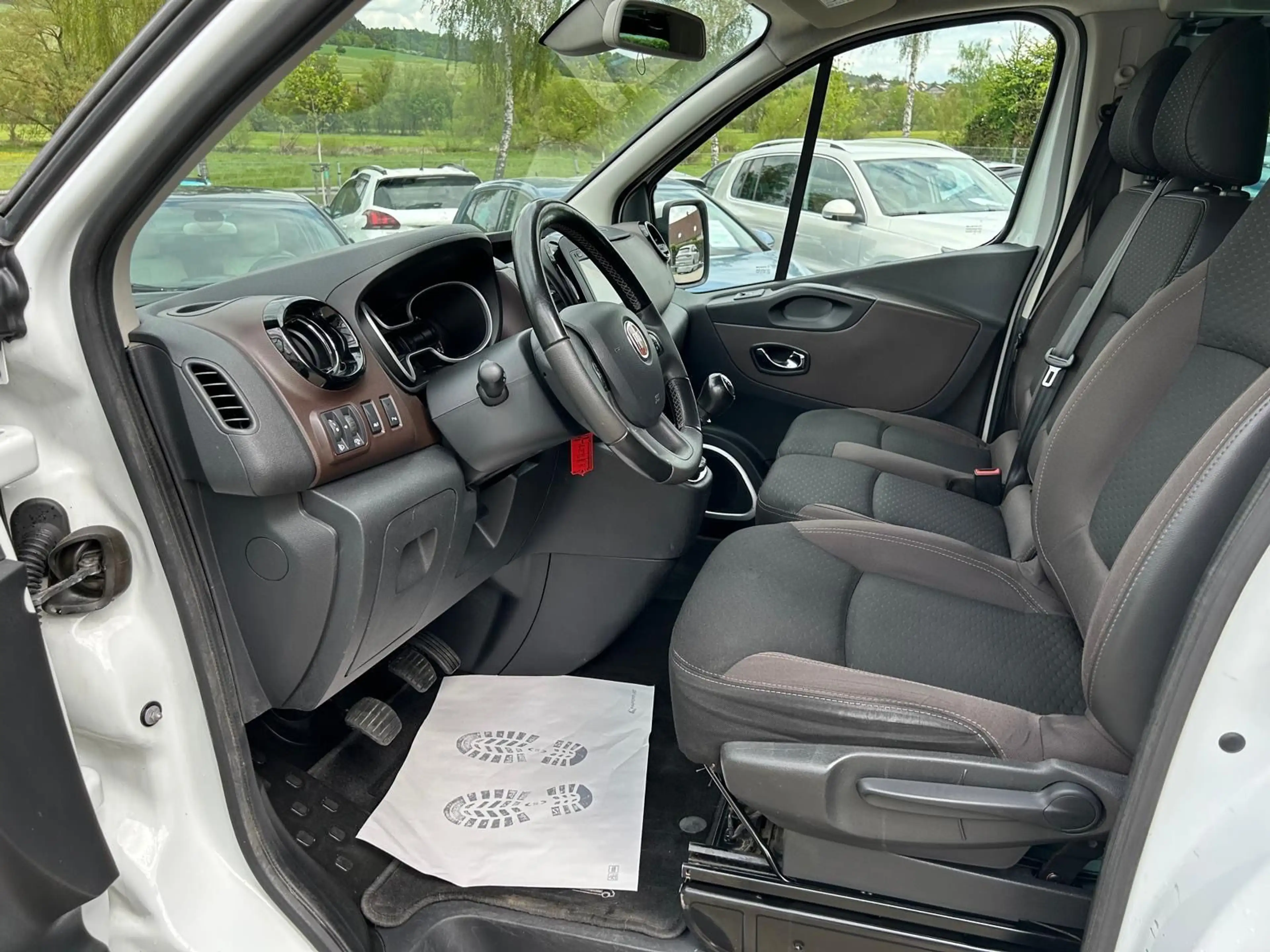 Fiat Talento Kombi L2H1 Family°9 Sitzer°Navi°Klima° — photo 12