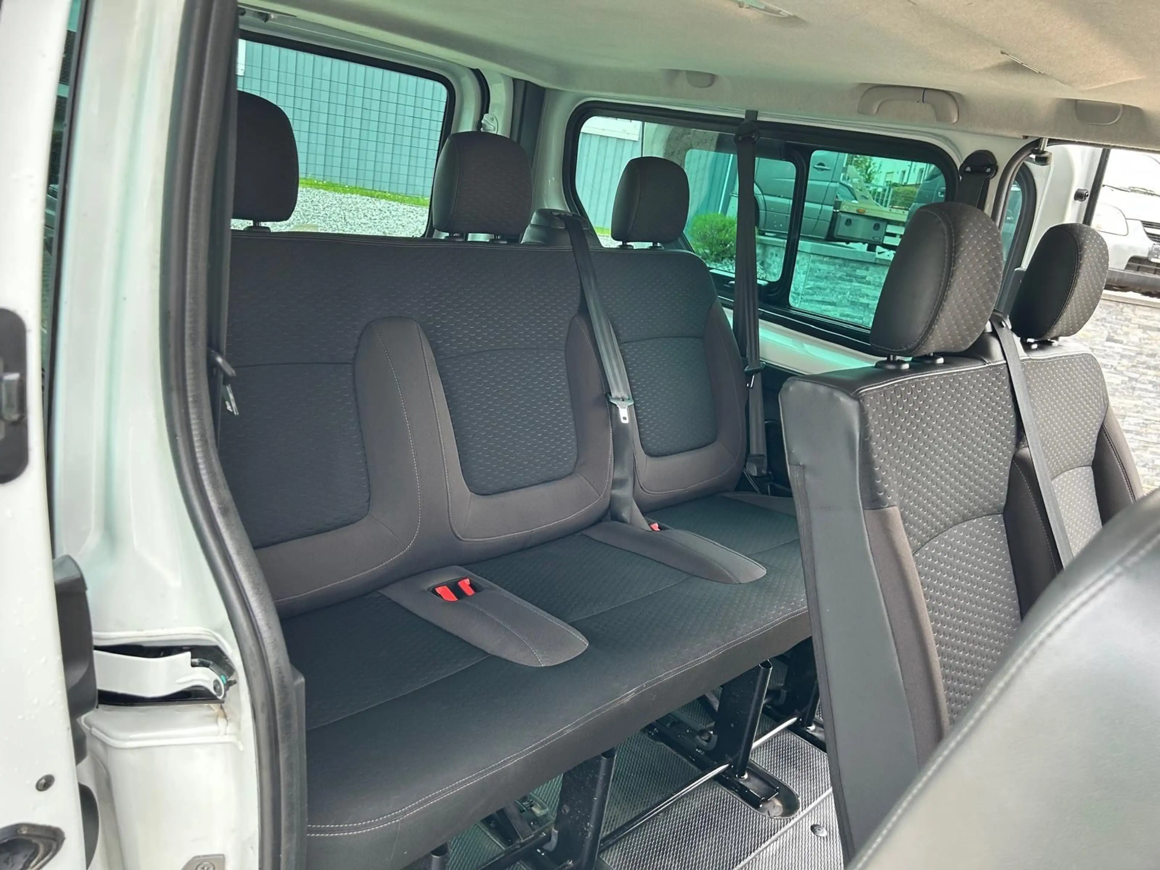 Fiat Talento Kombi L2H1 Family°9 Sitzer°Navi°Klima° — photo 15