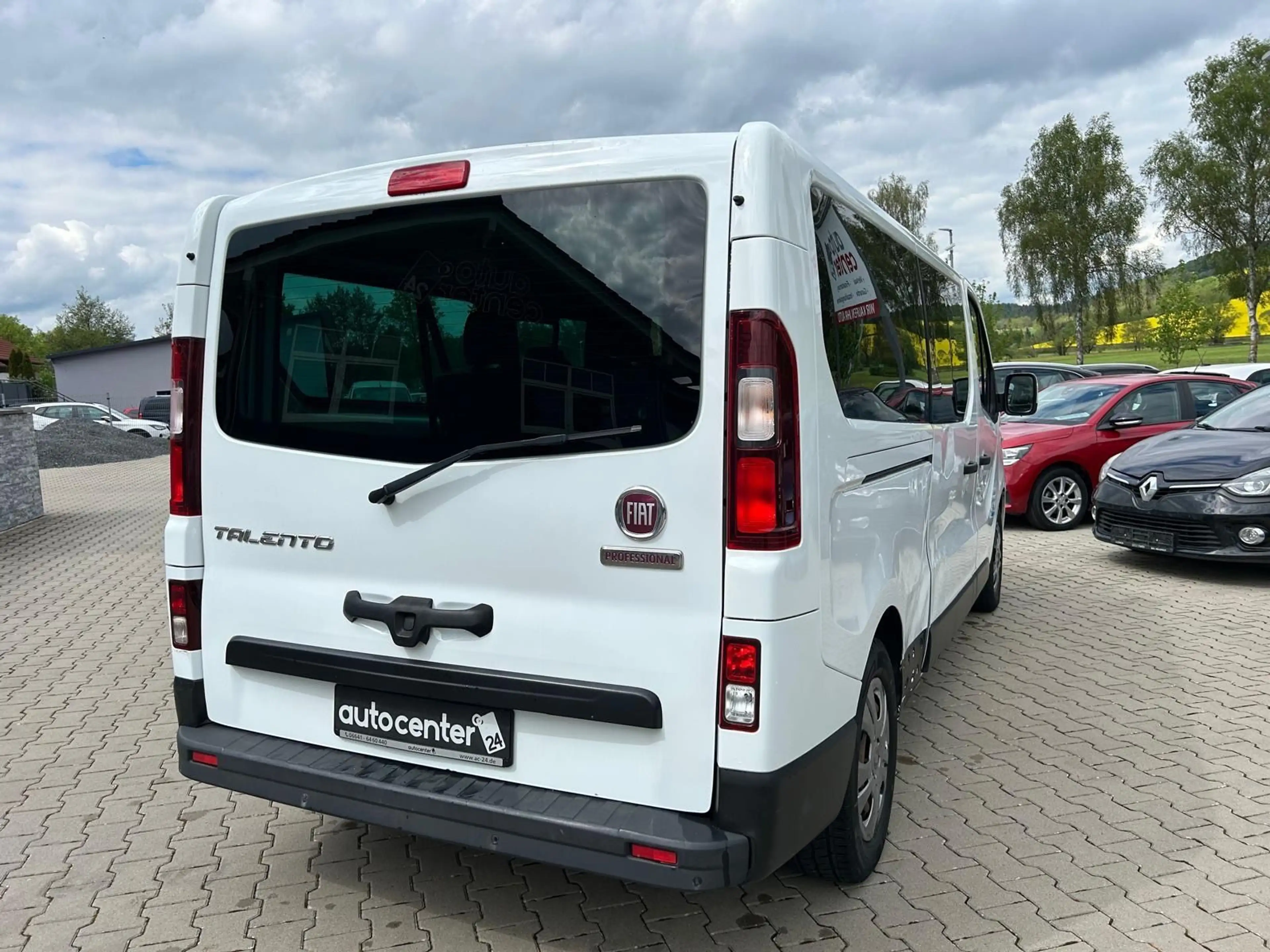 Fiat Talento Kombi L2H1 Family°9 Sitzer°Navi°Klima° — photo 8