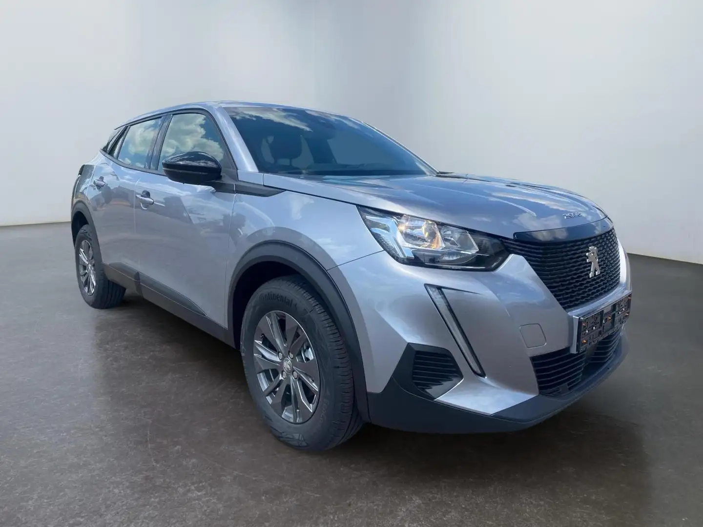 Peugeot 2008 1,2 130 EAT8 Active Pack SHZ Klima Kamera 130 E... Grau - 1