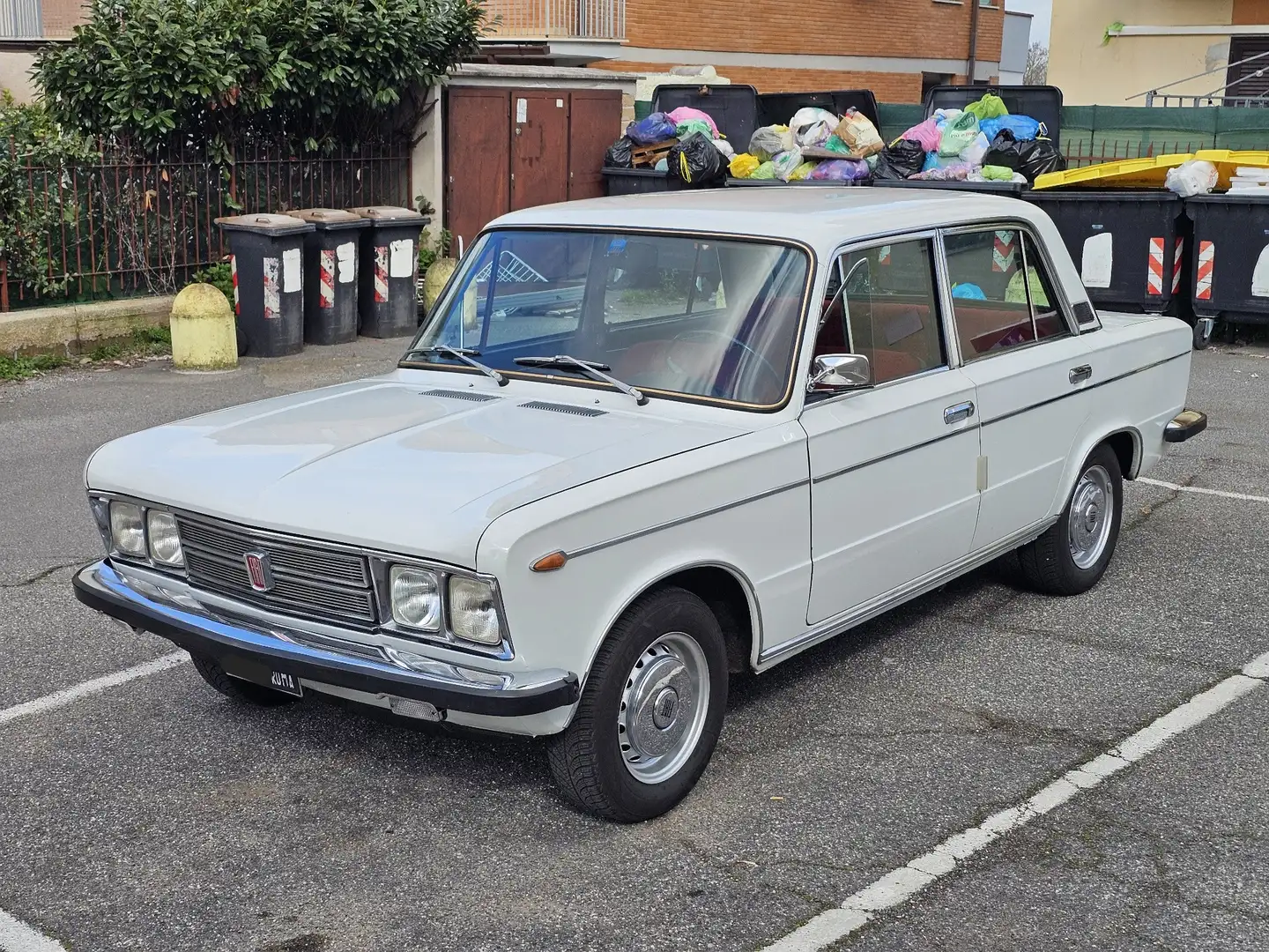 Fiat 125 Special Weiß - 1