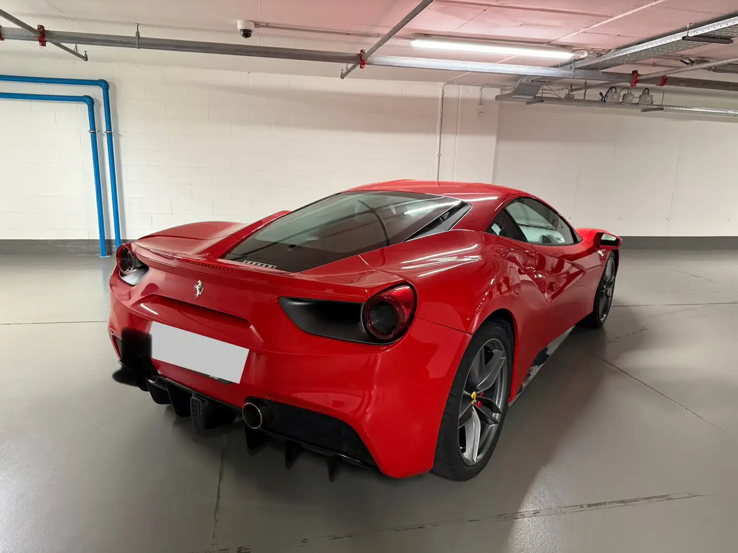 Ferrari 488 Coupe 3.9 GTB dct Червоний - 2
