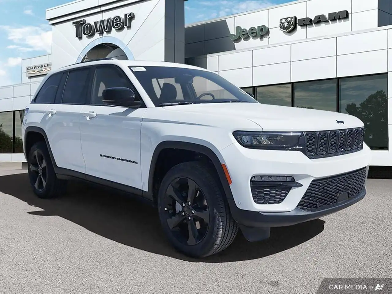 Jeep Grand Cherokee снимка Jeep Grand Cherokee