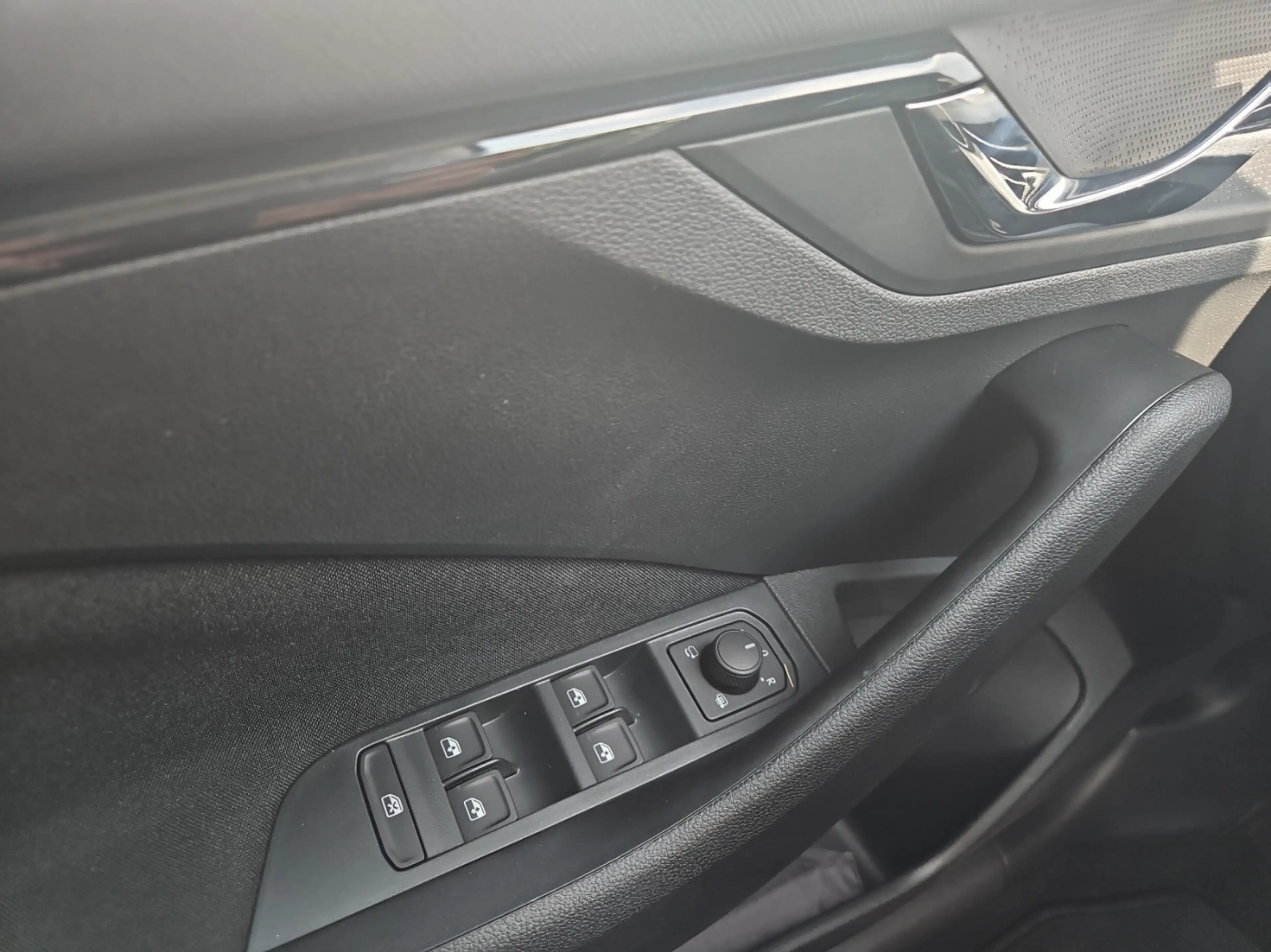 Skoda Kamiq 1.0 TSI DSG SELECTION | NAVI | SITZH.| — photo 9