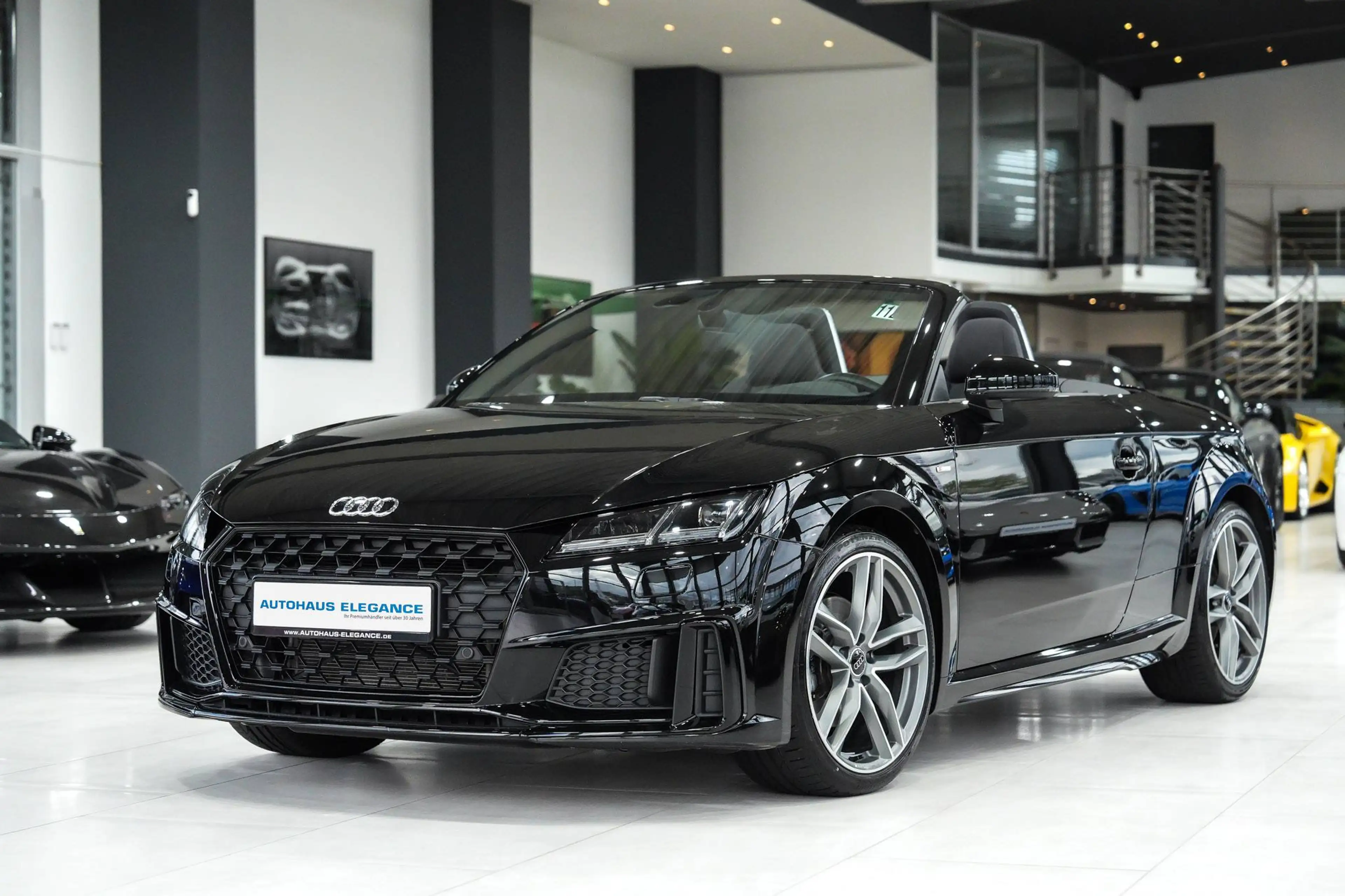 Audi TT Roadstar 40 TFSI*S-LINE*SPORTSITZE*KAMERA*LED