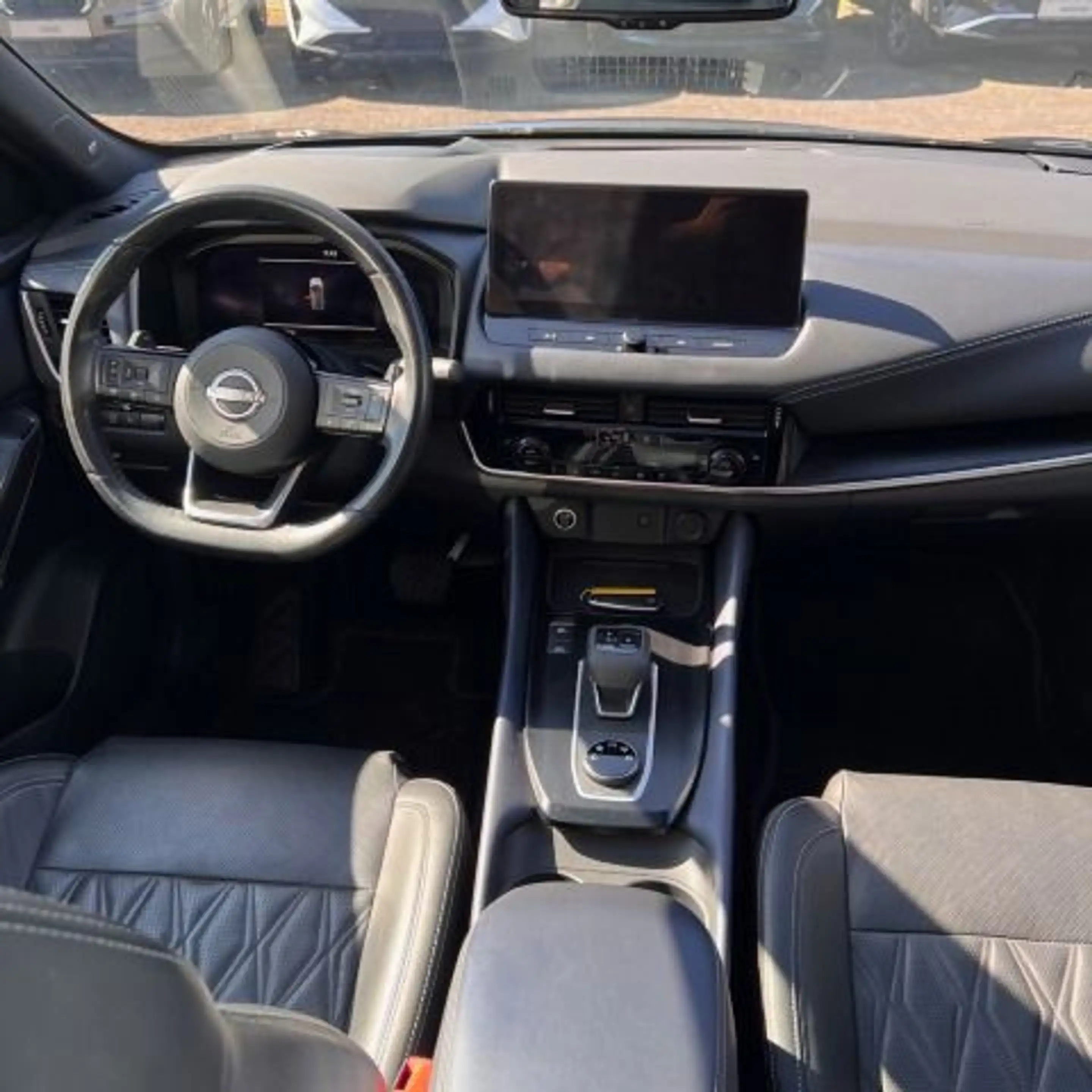 Nissan Qashqai 1.3 DIG-T Tekna+ 4x4 — photo 9