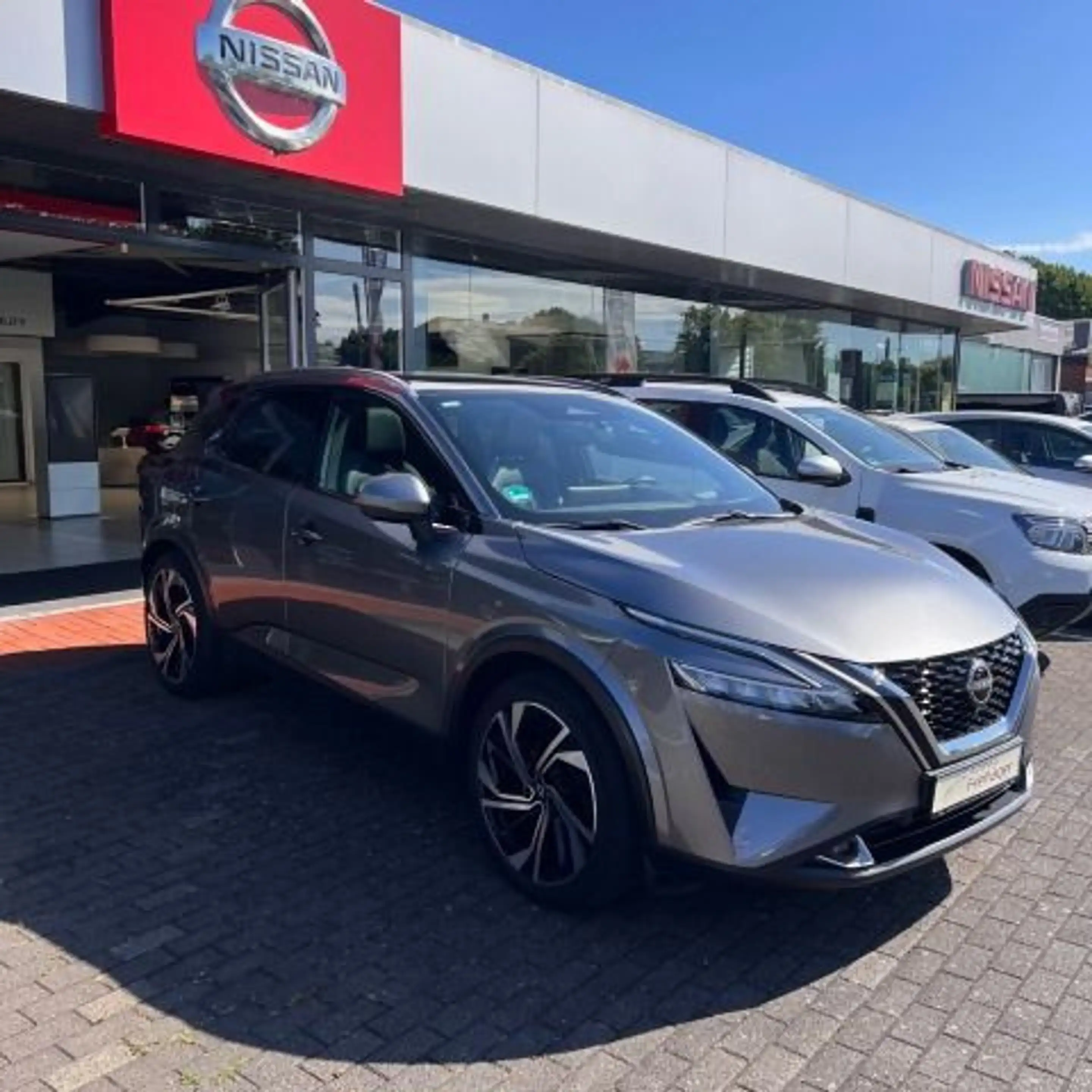 Nissan Qashqai 1.3 DIG-T Tekna+ 4x4
