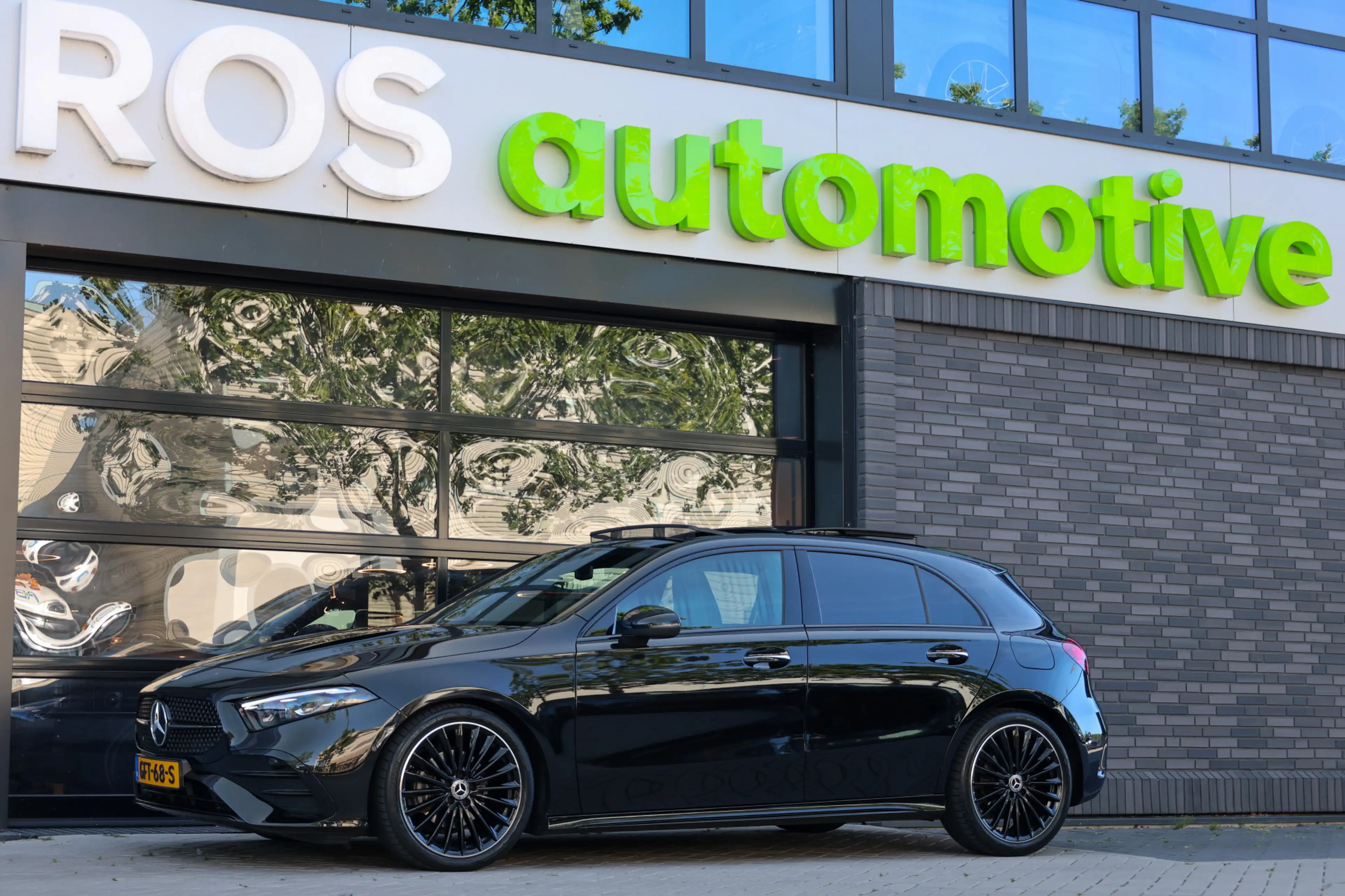 Mercedes-Benz A 180 AMG Line | FACELIFT | DEALER.OND | PANO | CARPLAY — photo 3