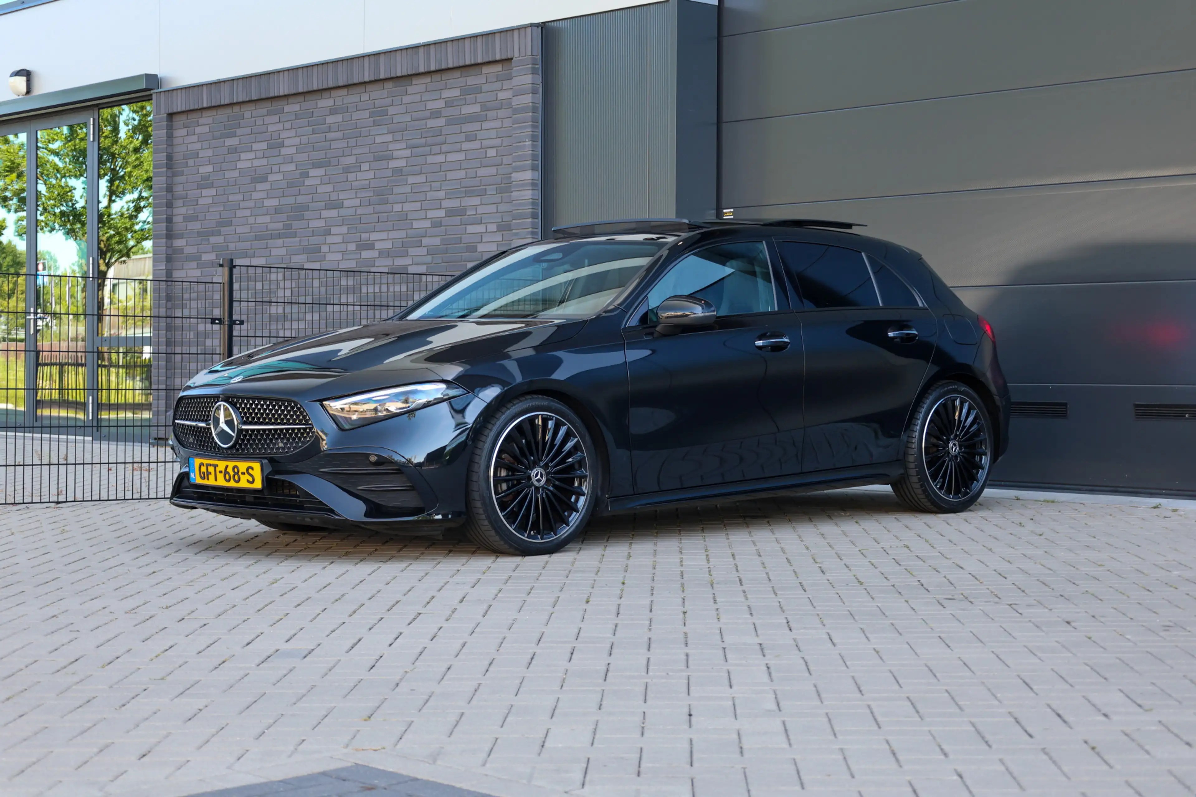 Mercedes-Benz A 180 AMG Line | FACELIFT | DEALER.OND | PANO | CARPLAY — photo 36