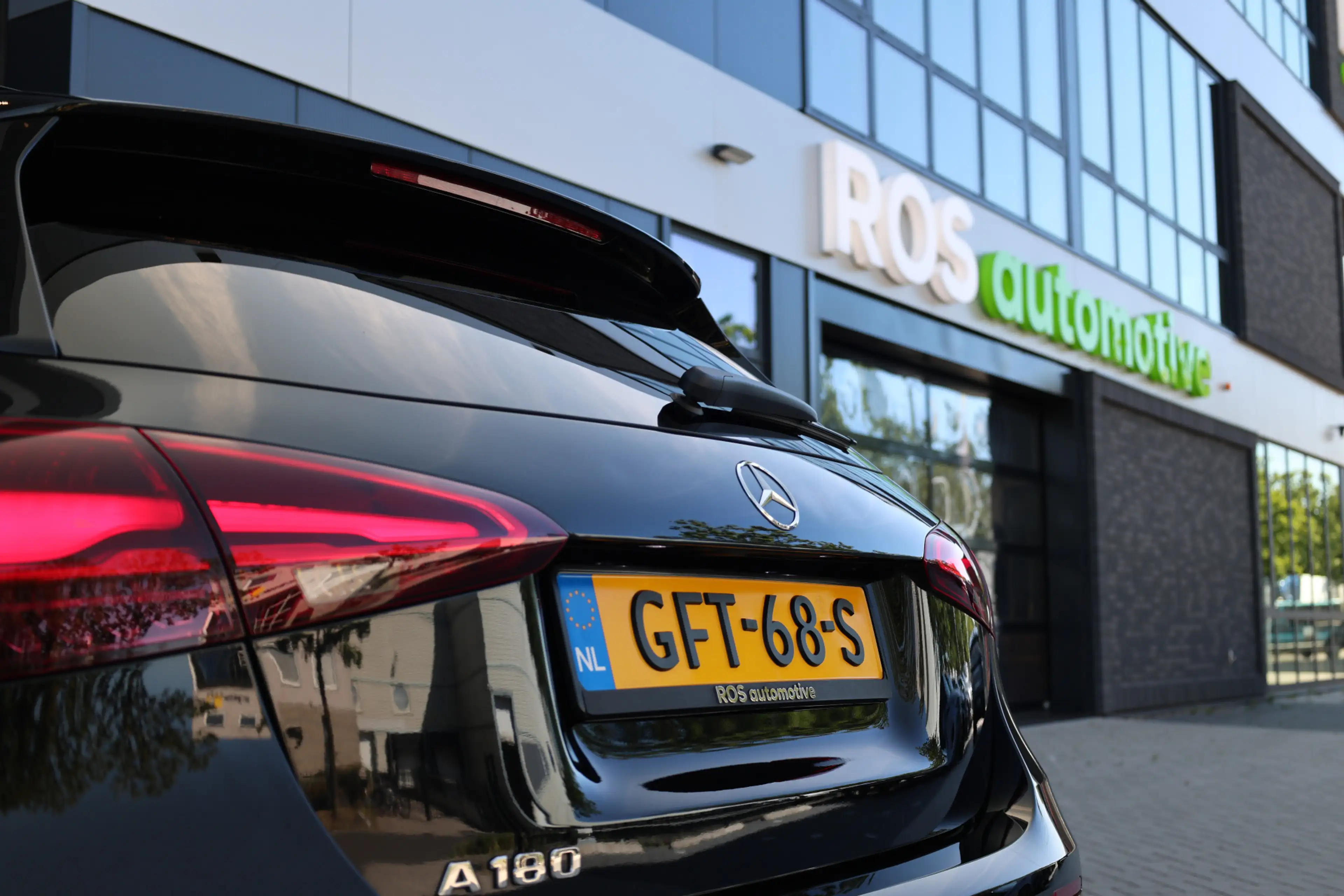 Mercedes-Benz A 180 AMG Line | FACELIFT | DEALER.OND | PANO | CARPLAY — photo 38