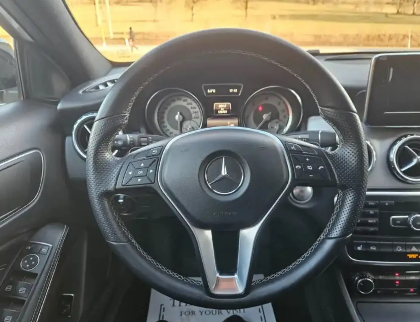 Mercedes-Benz GLA 200 GLA 200 d 4MATIC Aut. Weiß - 2