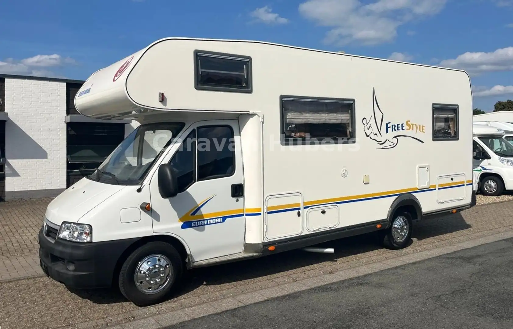 Euramobil Sport A 665HS - Rundsitzgruppe - Sat/TV - Solar Weiß - 1