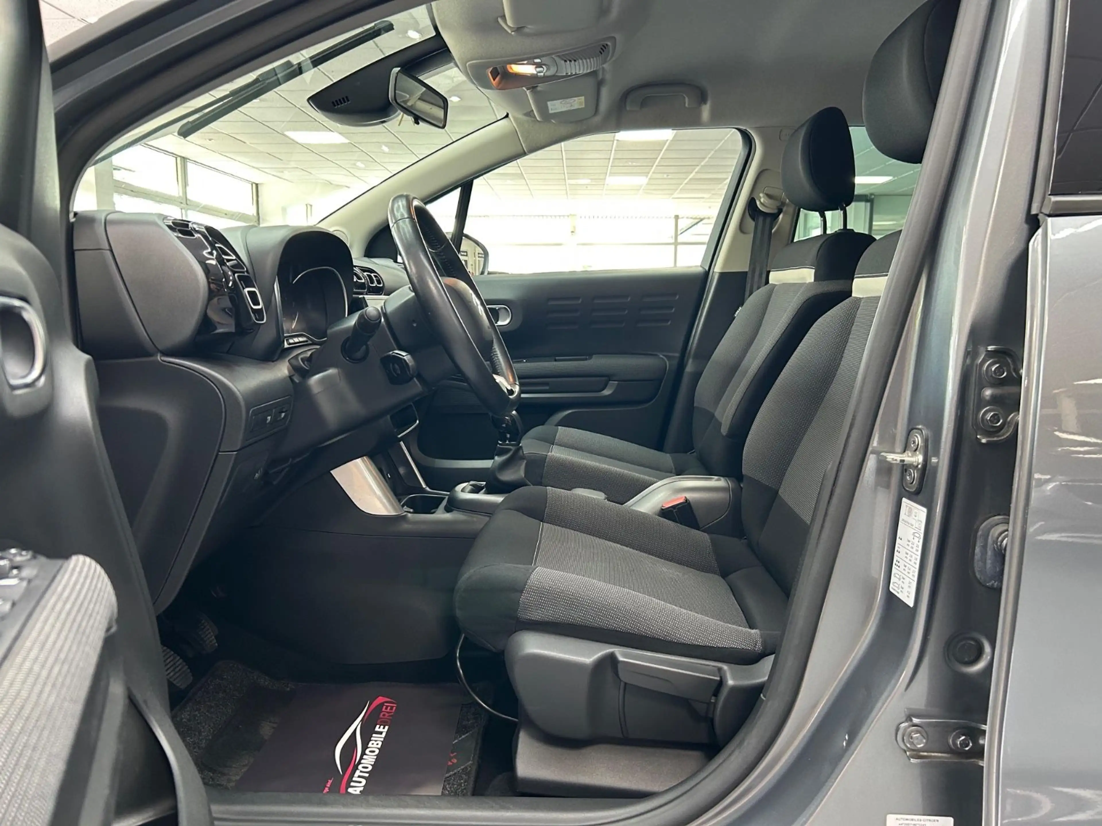 Citroen C3 Aircross Feel — photo 12