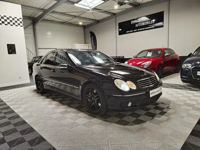 Mercedes-Benz C 55 AMG (203) Phase 2 Berline C55 AMG 5.5 i V8 24V 367 cv BVA Speedshift
